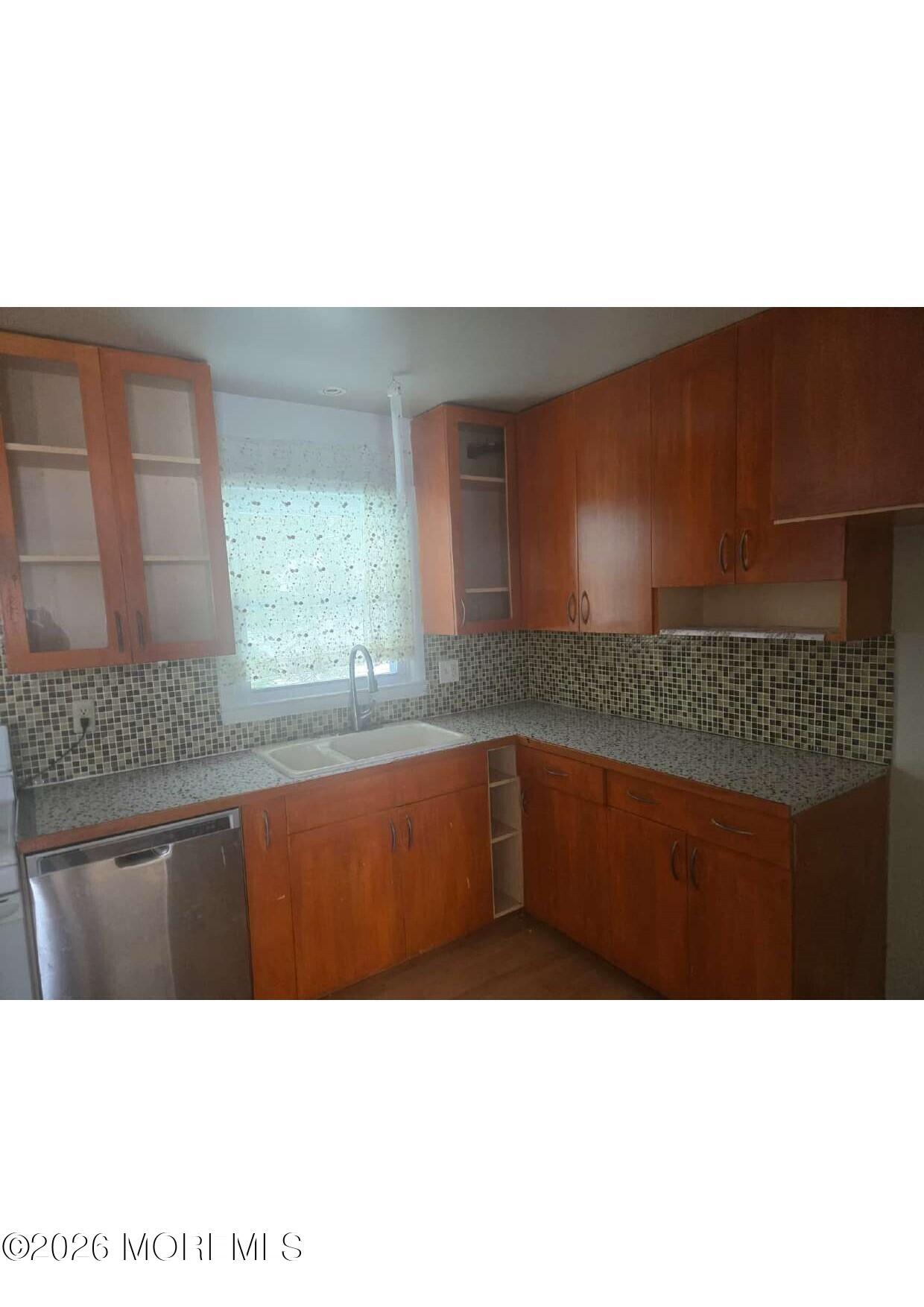 15 Woodland Drive Image 2