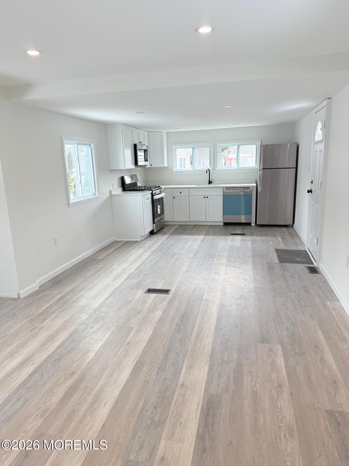 21 Essex Lane Image 5