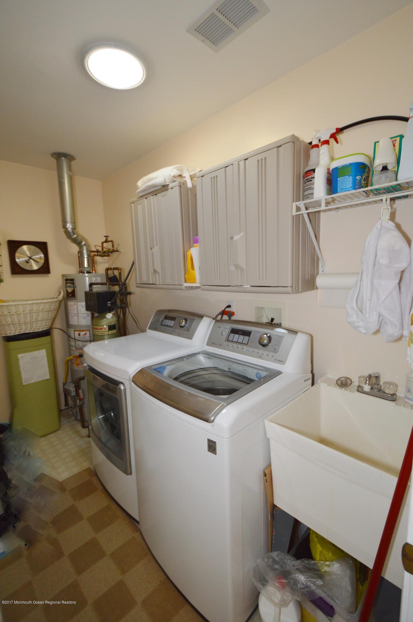 2555 Ridgemont Court, Toms River, NJ, 08755 image 10