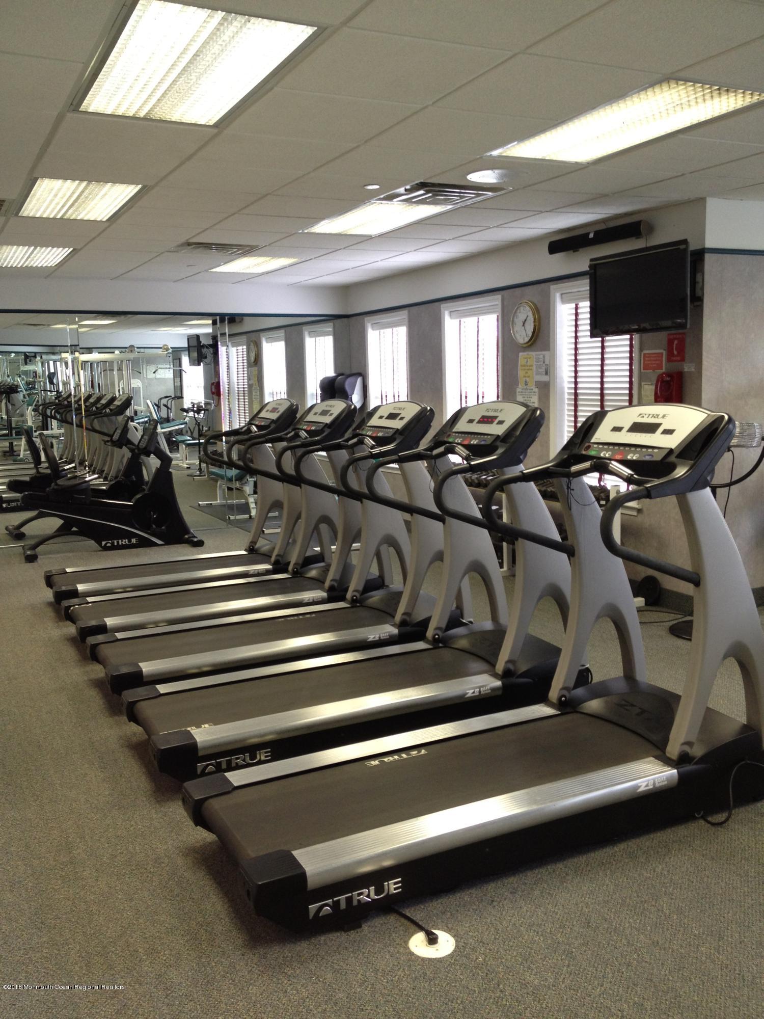 2555 Ridgemont Court, Toms River, NJ, 08755 image 21