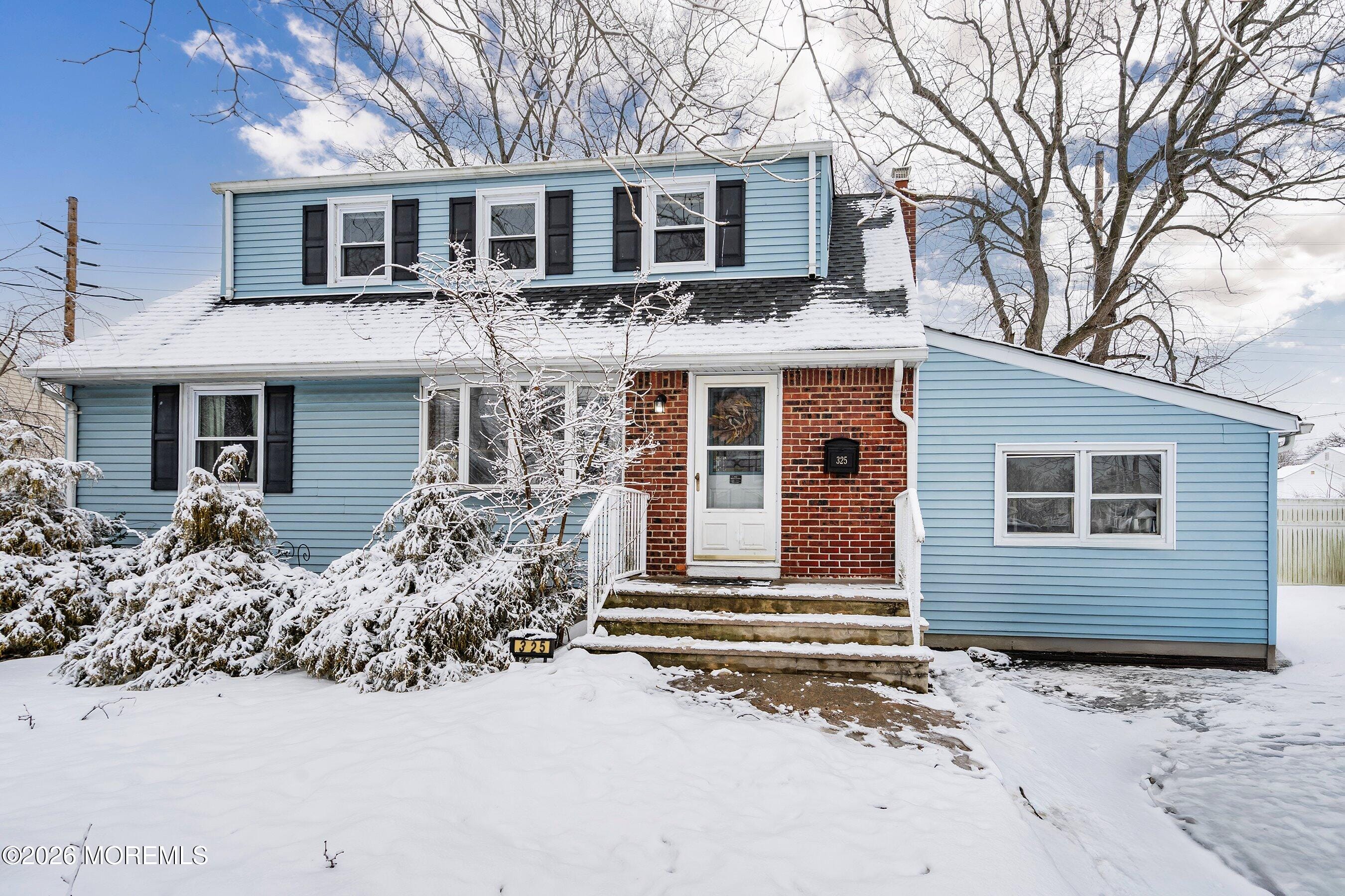 325 Hollie Drive Image 3