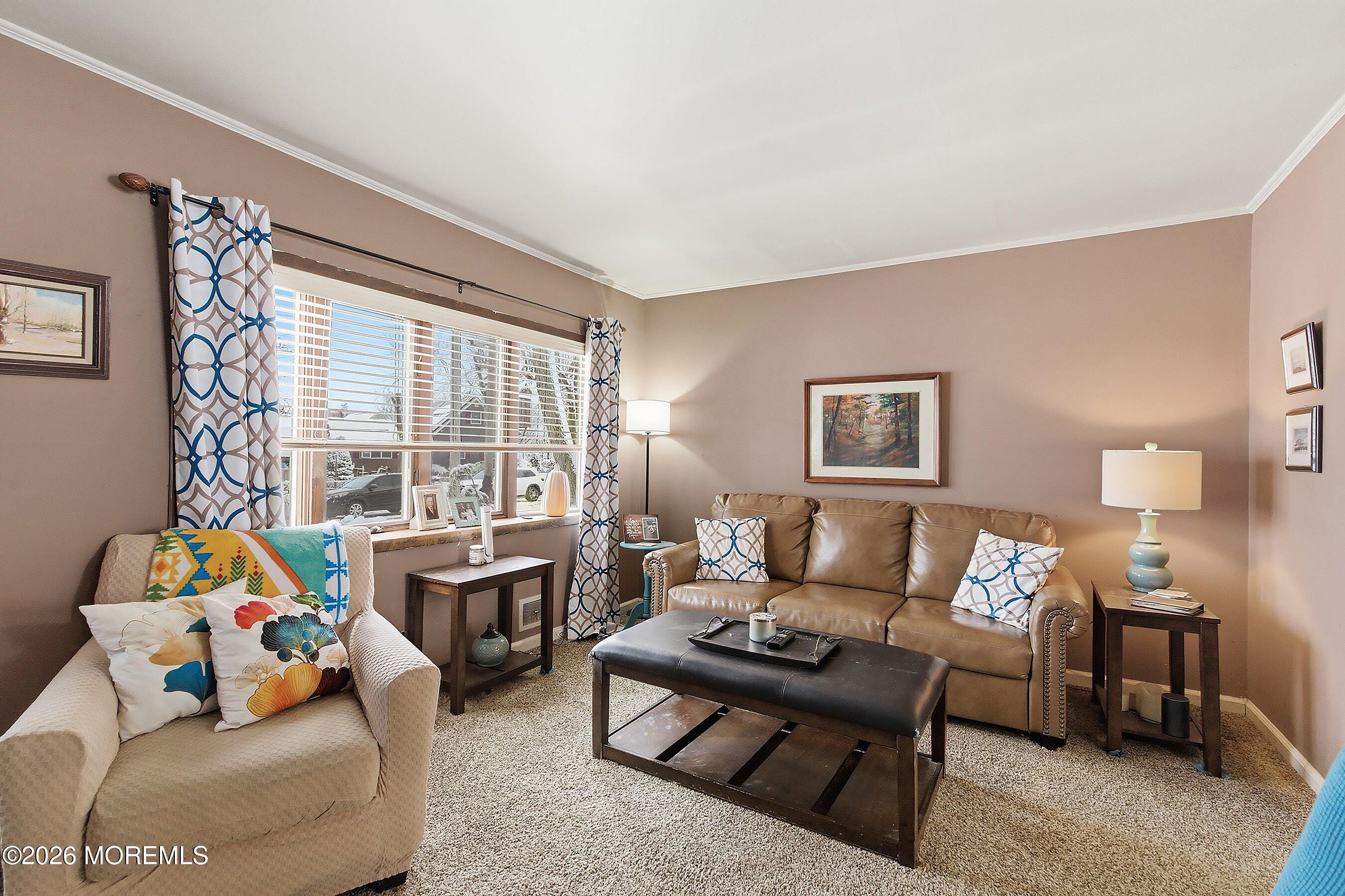 325 Hollie Drive Image 5