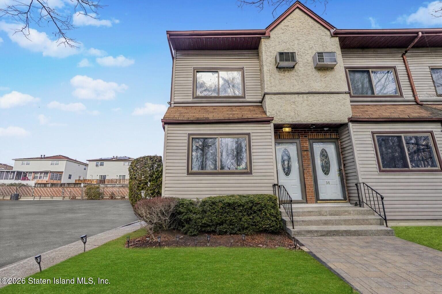 360 Barlow Avenue #40, Staten Island, NY, 10308