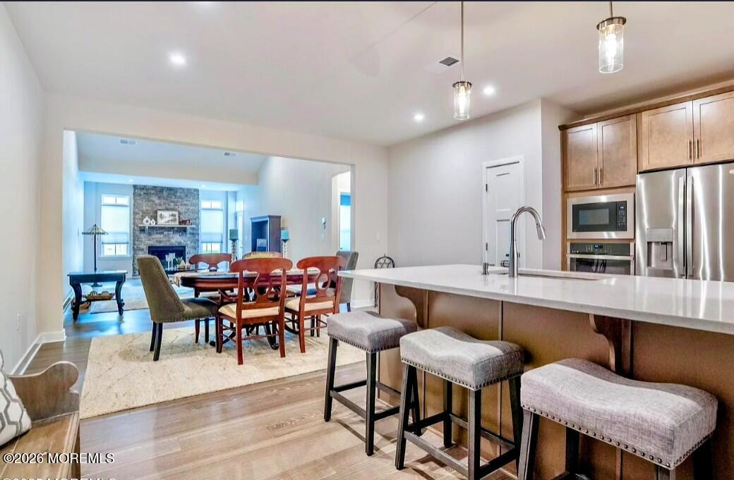 116 S Durham Drive 1219 Image 2