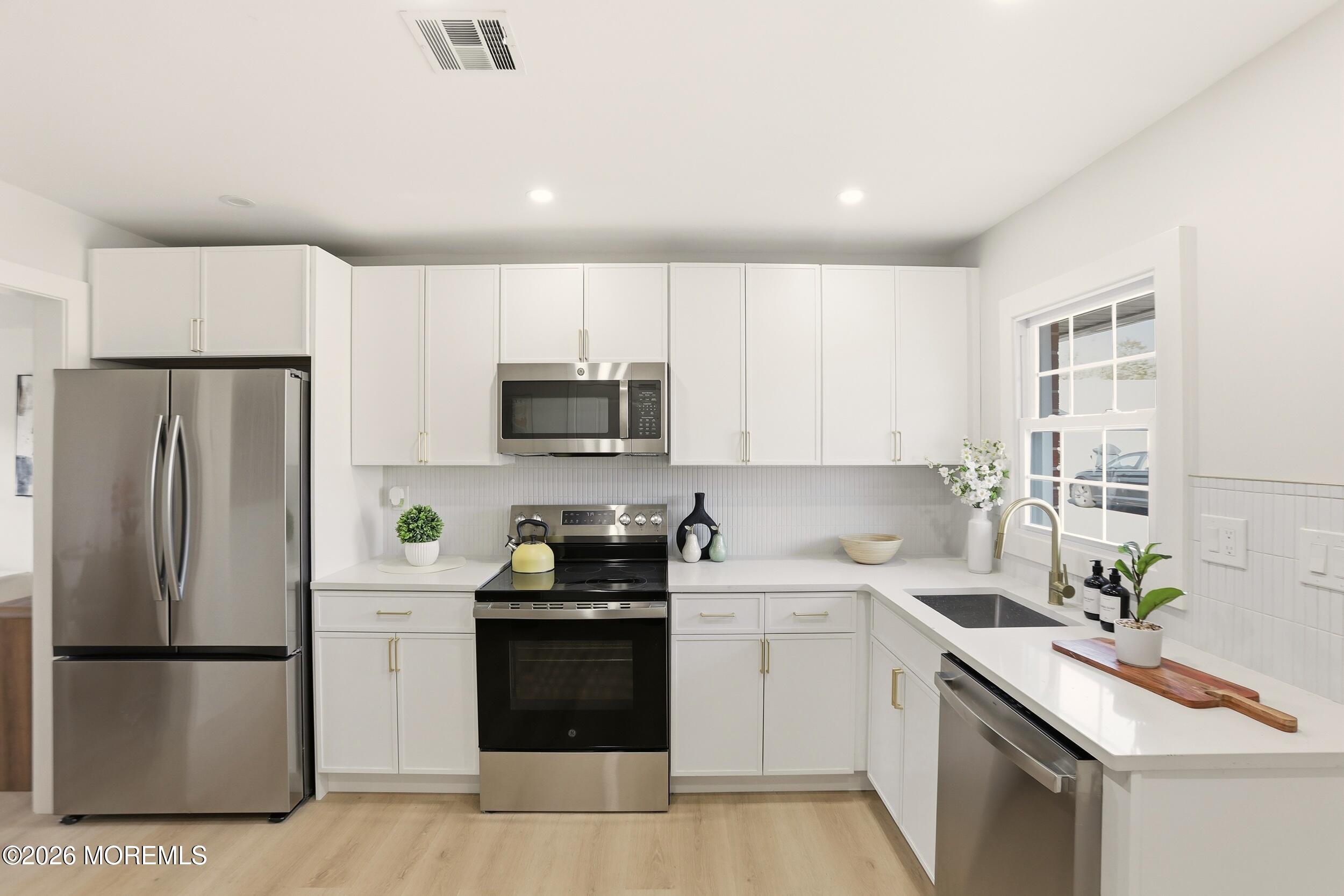 1255C Hamilton Court Image 5