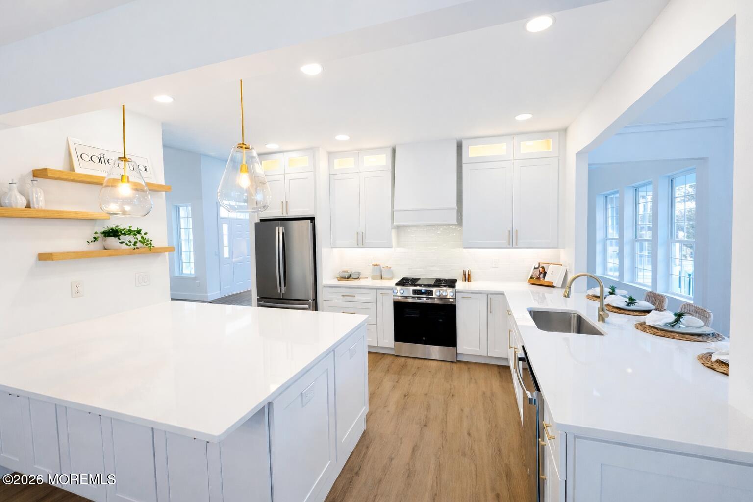 100 Mission Way Image 2