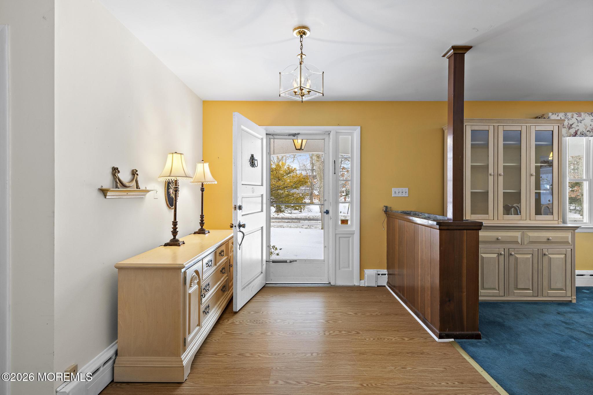 568 Shrewsbury Avenue Image 4