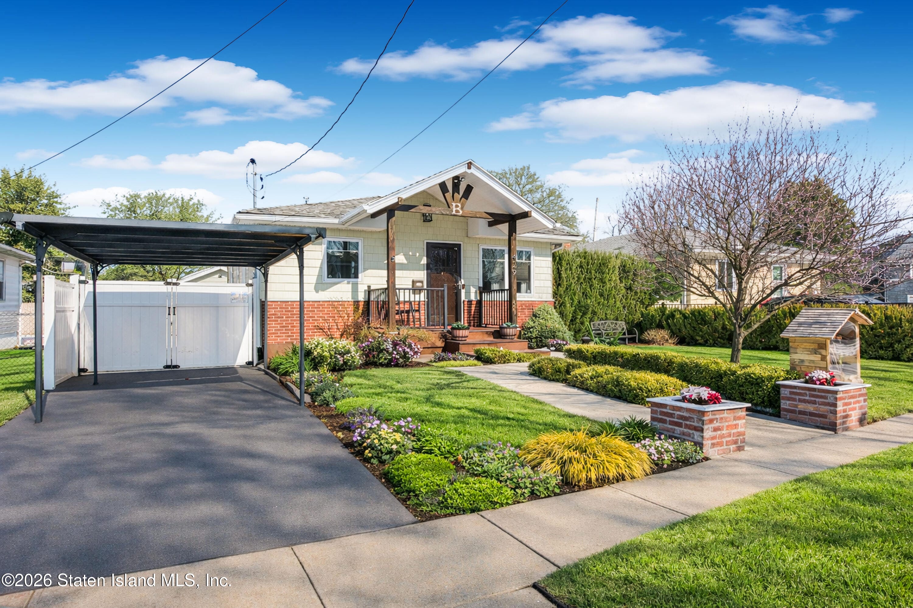 429 Isabella Avenue Image 3