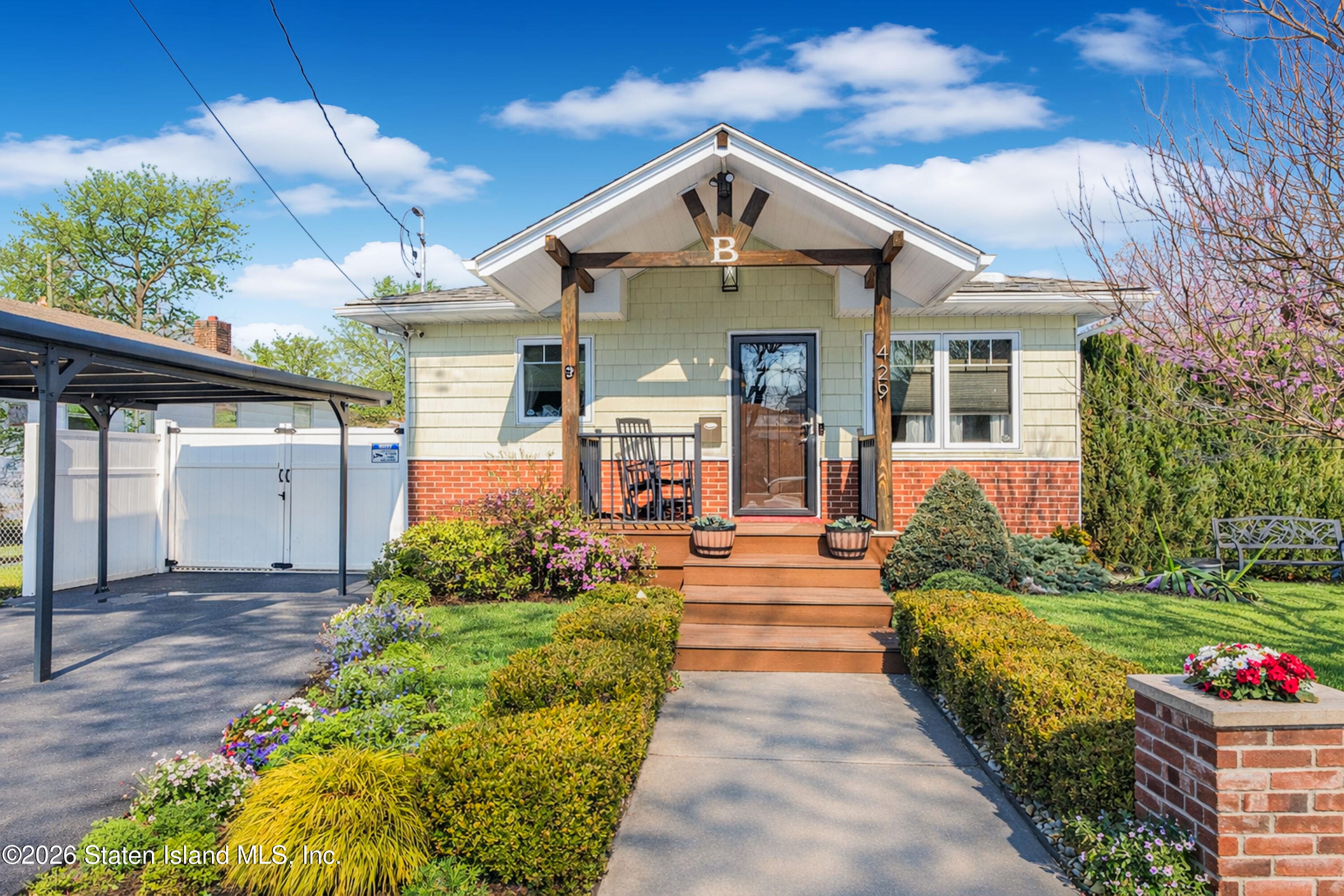 429 Isabella Avenue Image 2