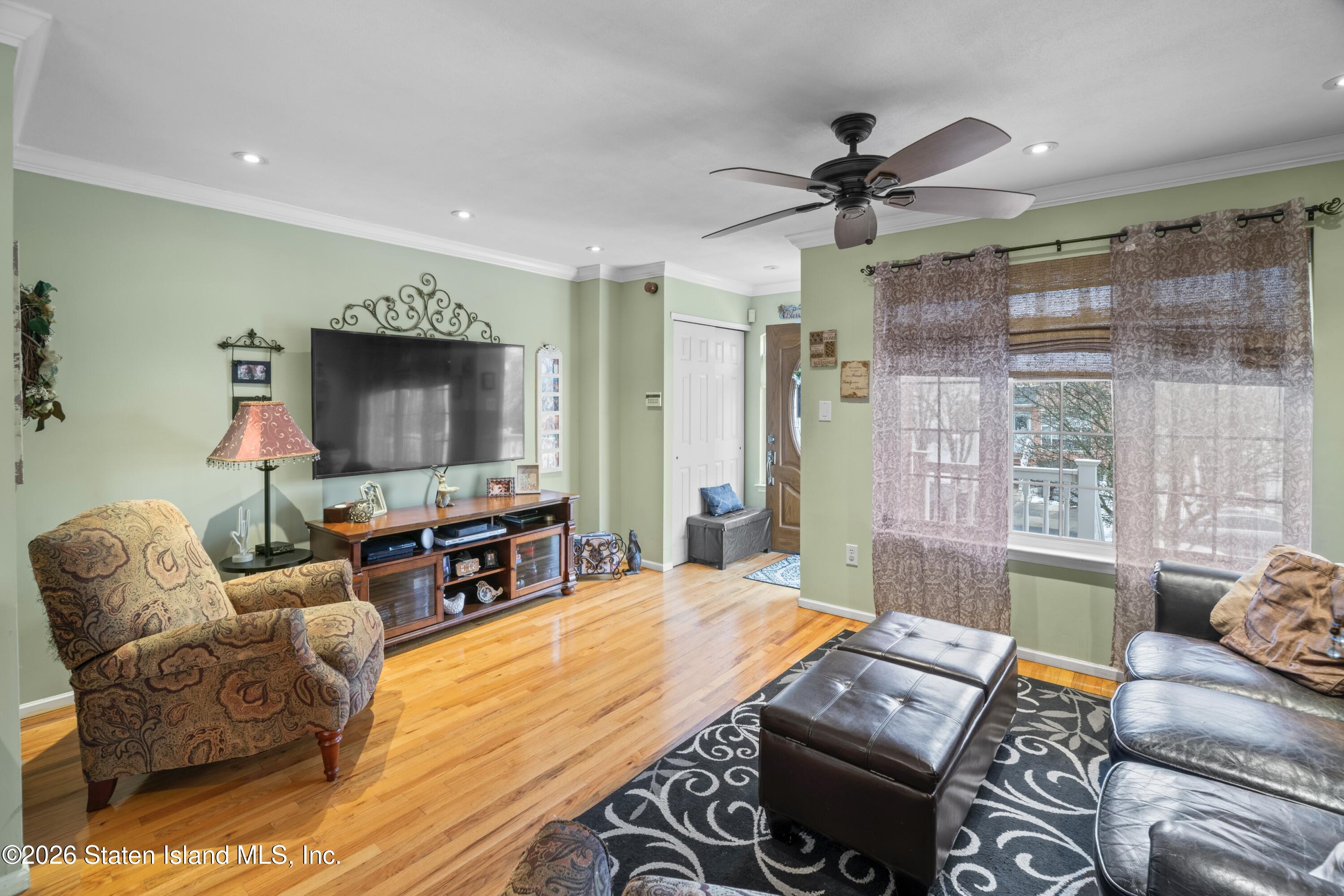1089 Sheldon Avenue Image 3
