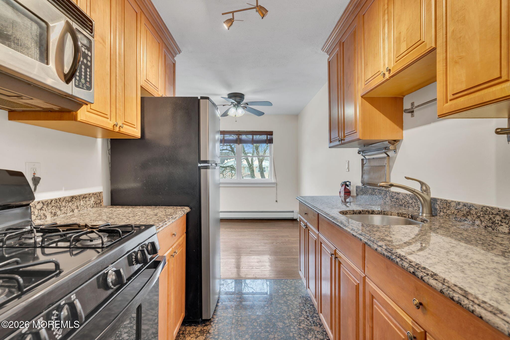 26 Windsor Terrace E, Freehold, NJ, 07728 image 16