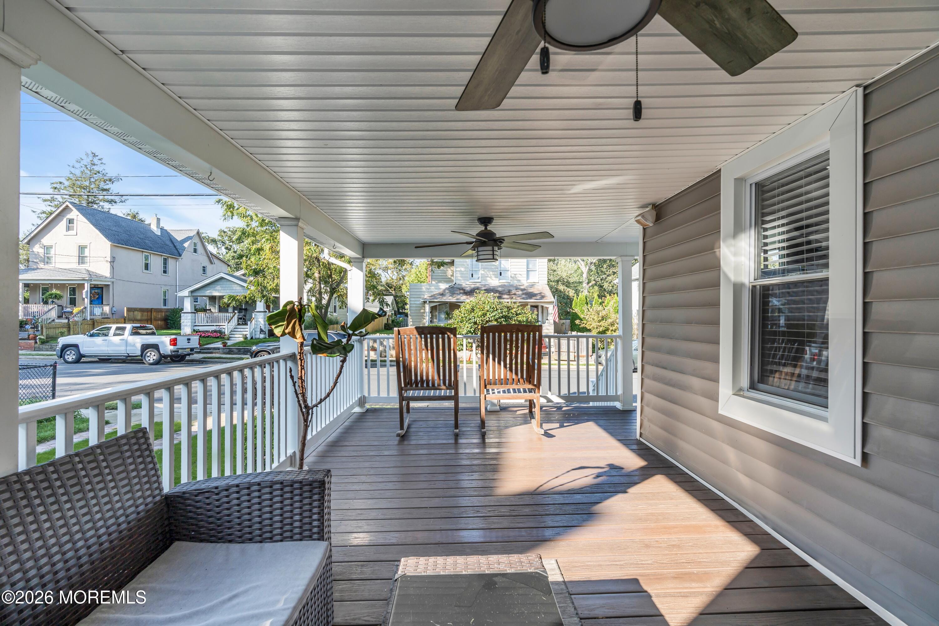 830 Dunlewy Street Image 4