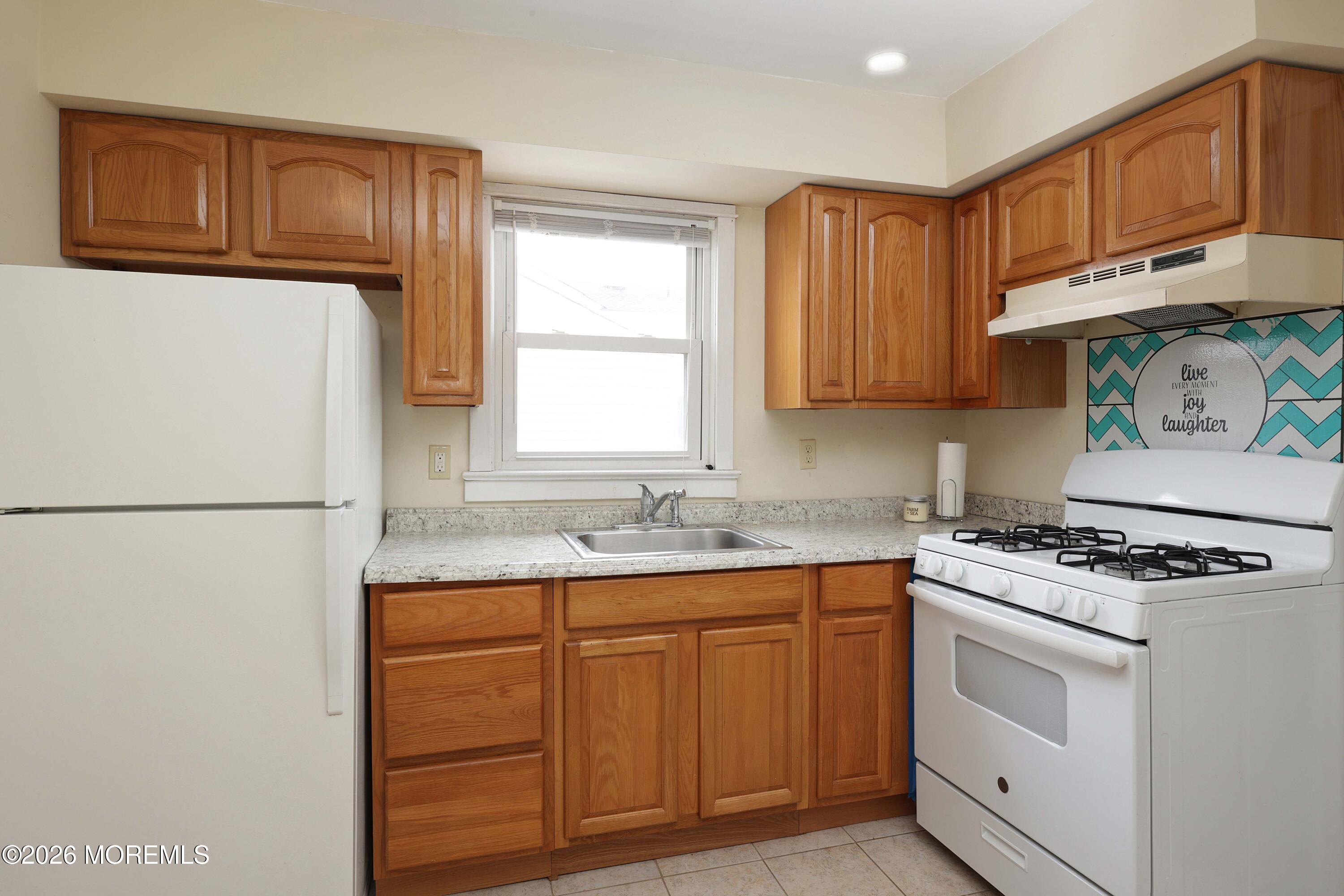 639 E Bayview Avenue, Ocean Gate, NJ, 08740 image 7