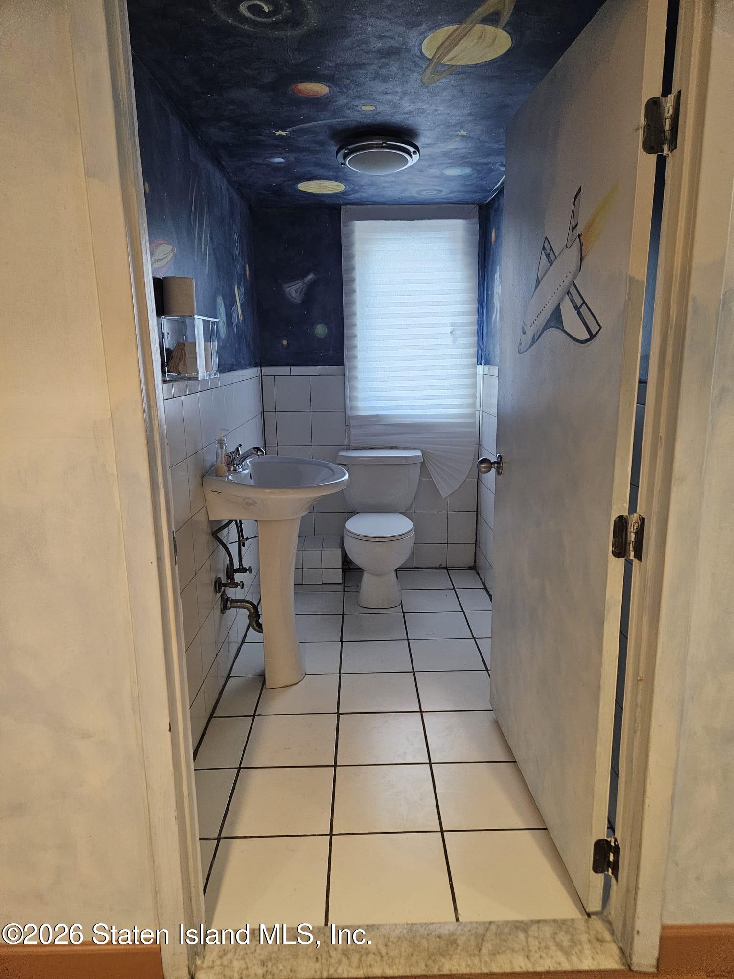 3767 Richmond Avenue Image 5