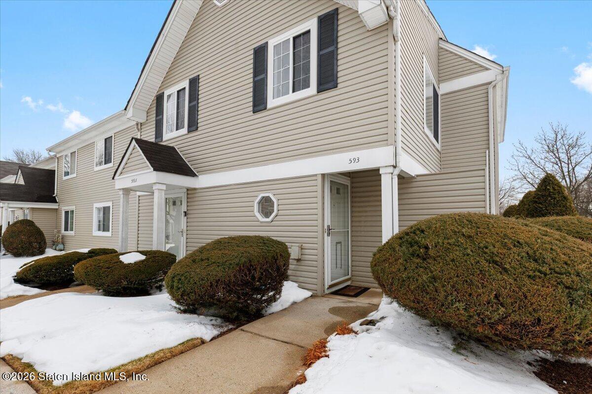 593 Correll Avenue Image 2