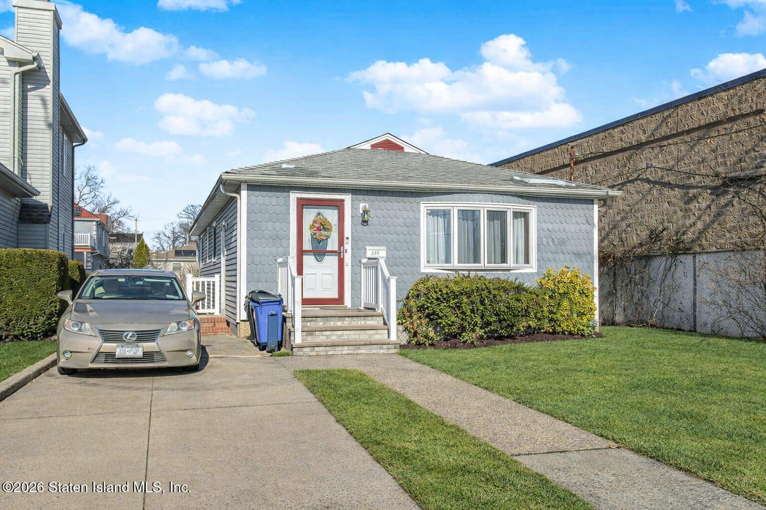 249 Midland Avenue Image 2