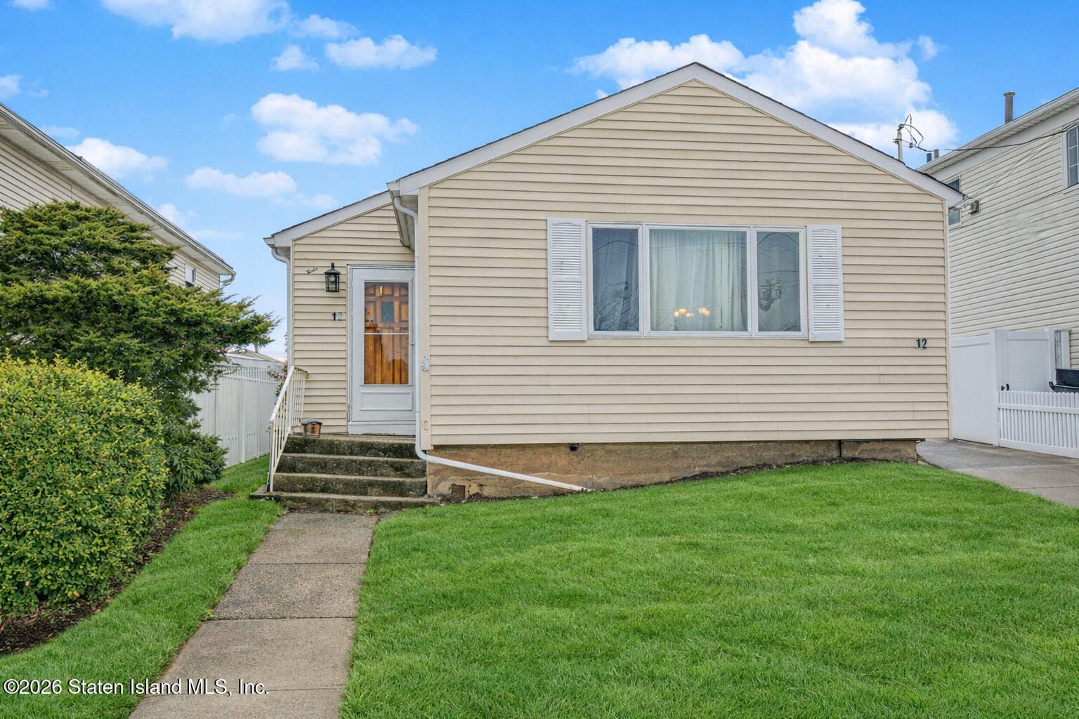 12 Walker Place Image 1