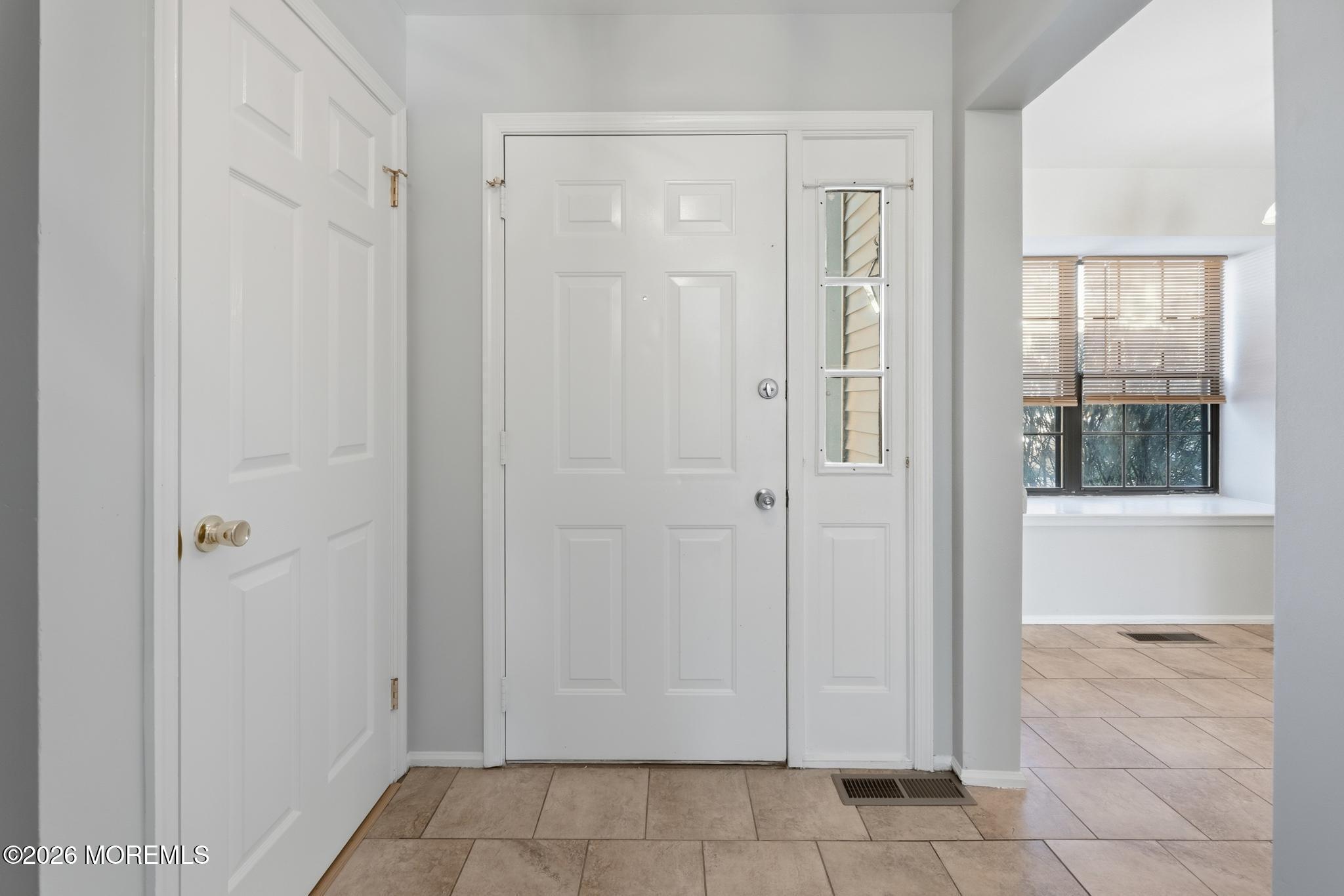 2305 Gulfstream Way Image 5