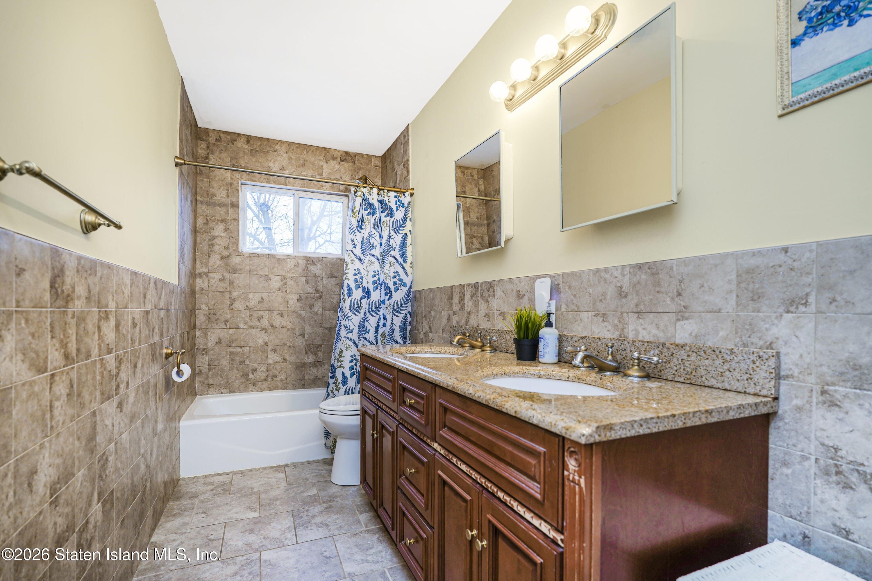 1552 Drumgoole Road, Staten Island, NY, 10309 image 12