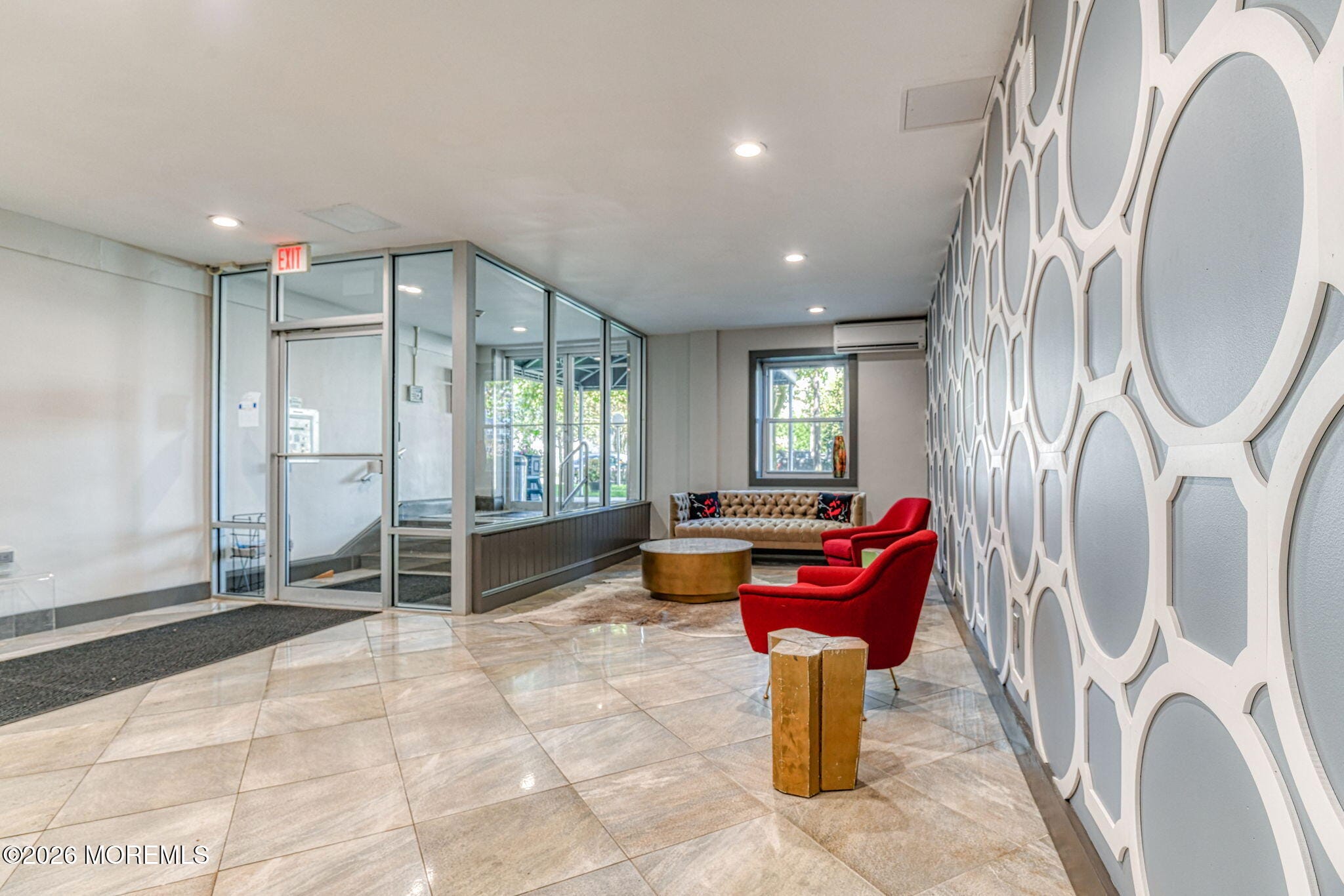 1615 Park Avenue 3B Image 2