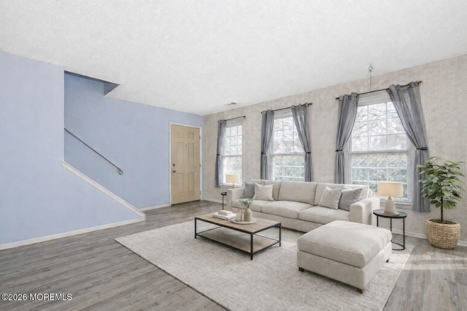 1311 Paris Court Image 2