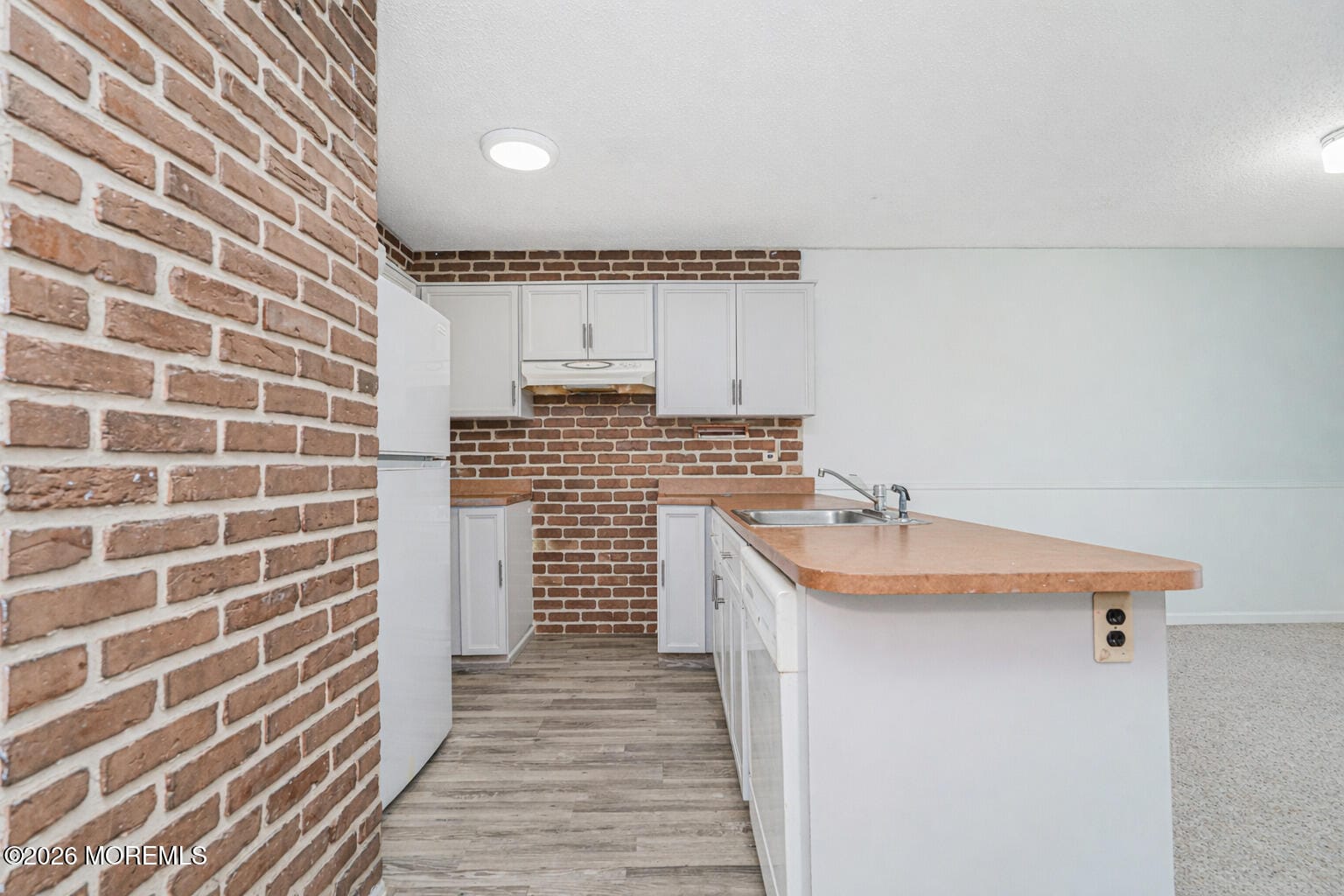 1311 Paris Court Image 4