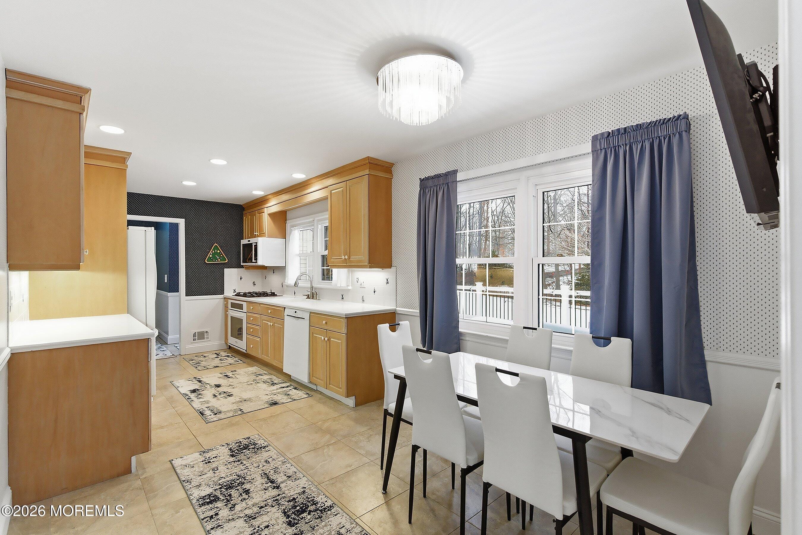 1 Flora Drive, Holmdel, NJ, 07733 image 11