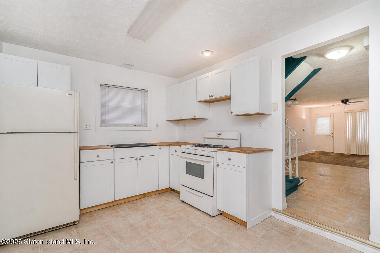 80 Bartow Street Image 5