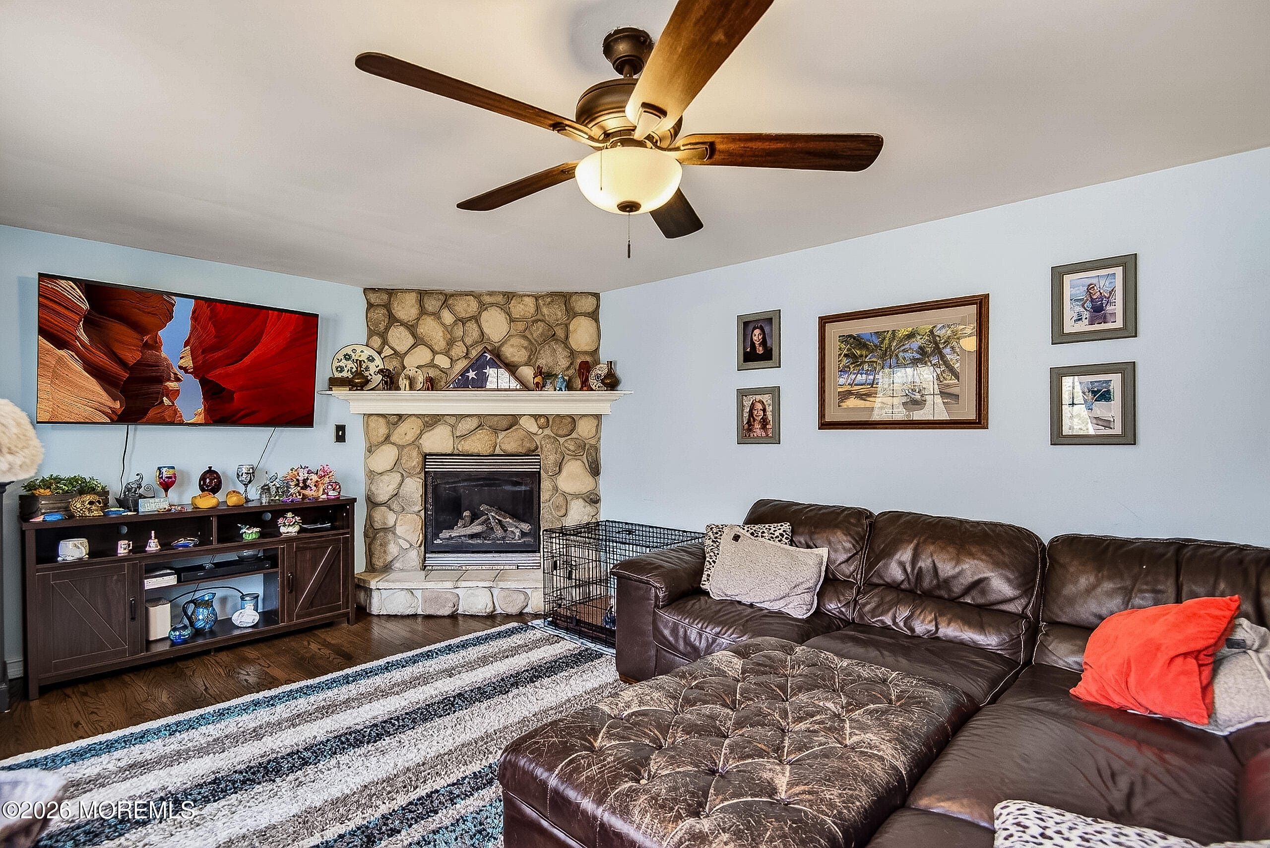 250 Tip Seaman Drive Image 3