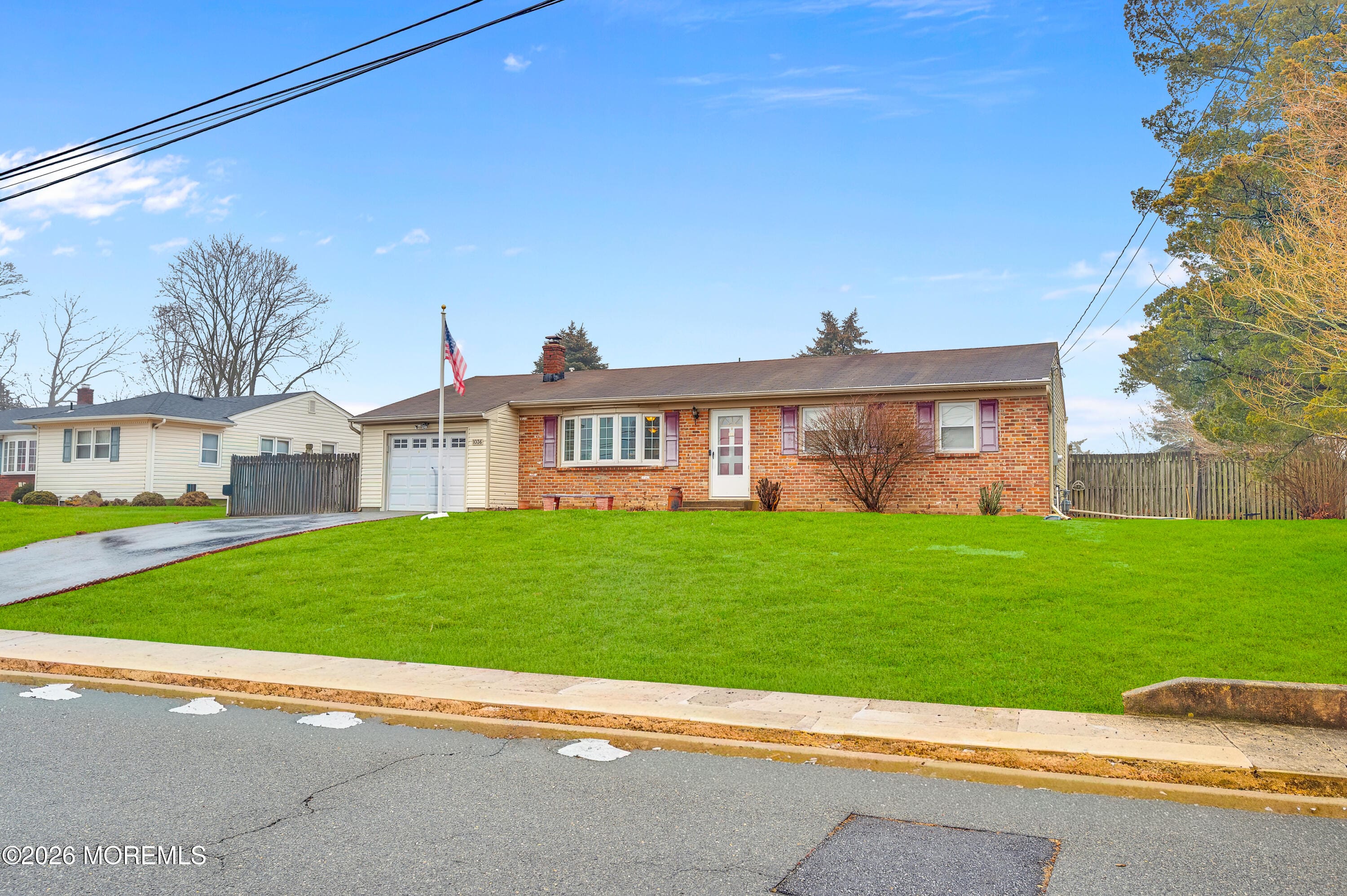 1036 Mulberry Place Image 4