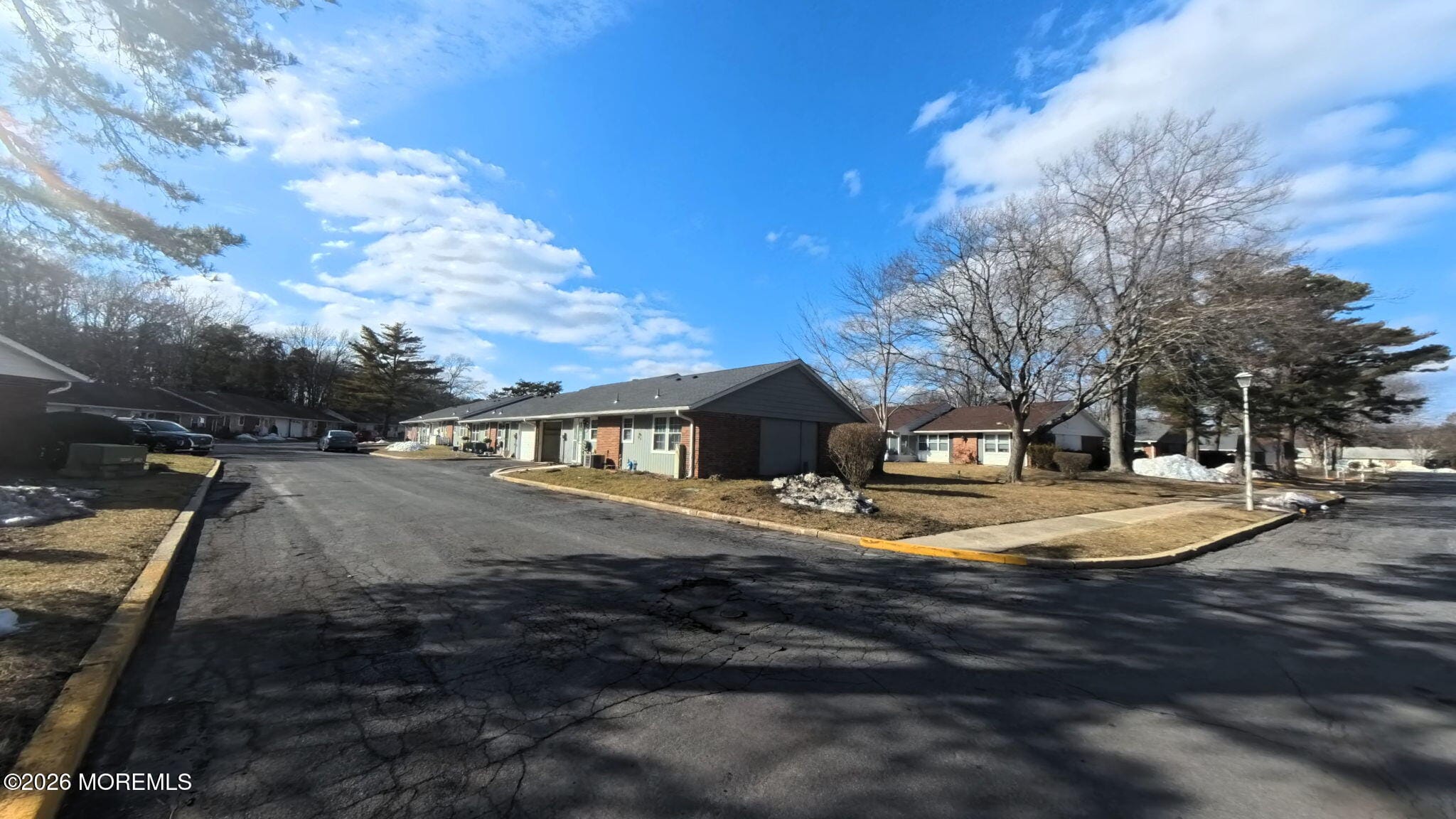 426A Chatham Court Image 2