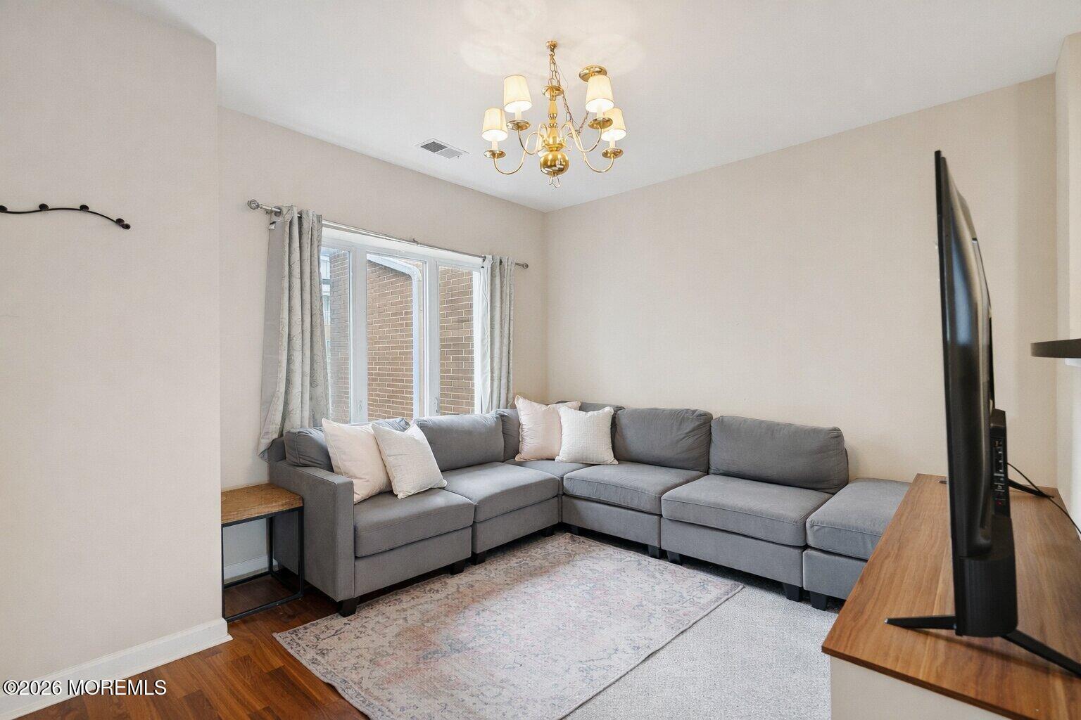 368 Rector Street 408 Image 5