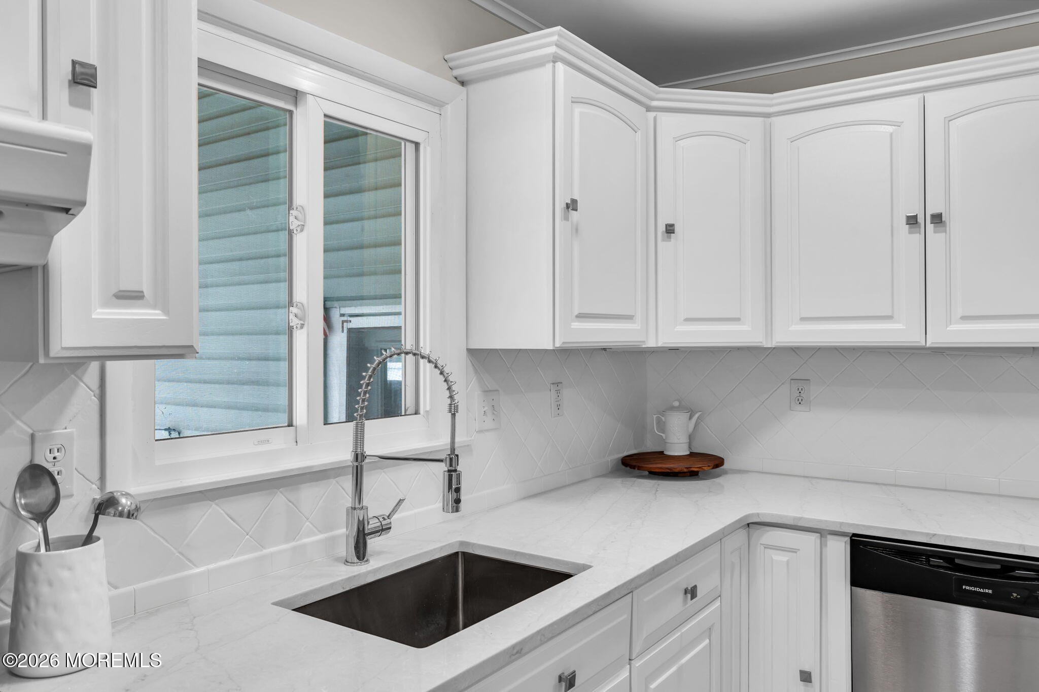 201 Summit Avenue, Belford, NJ, 07718 image 11