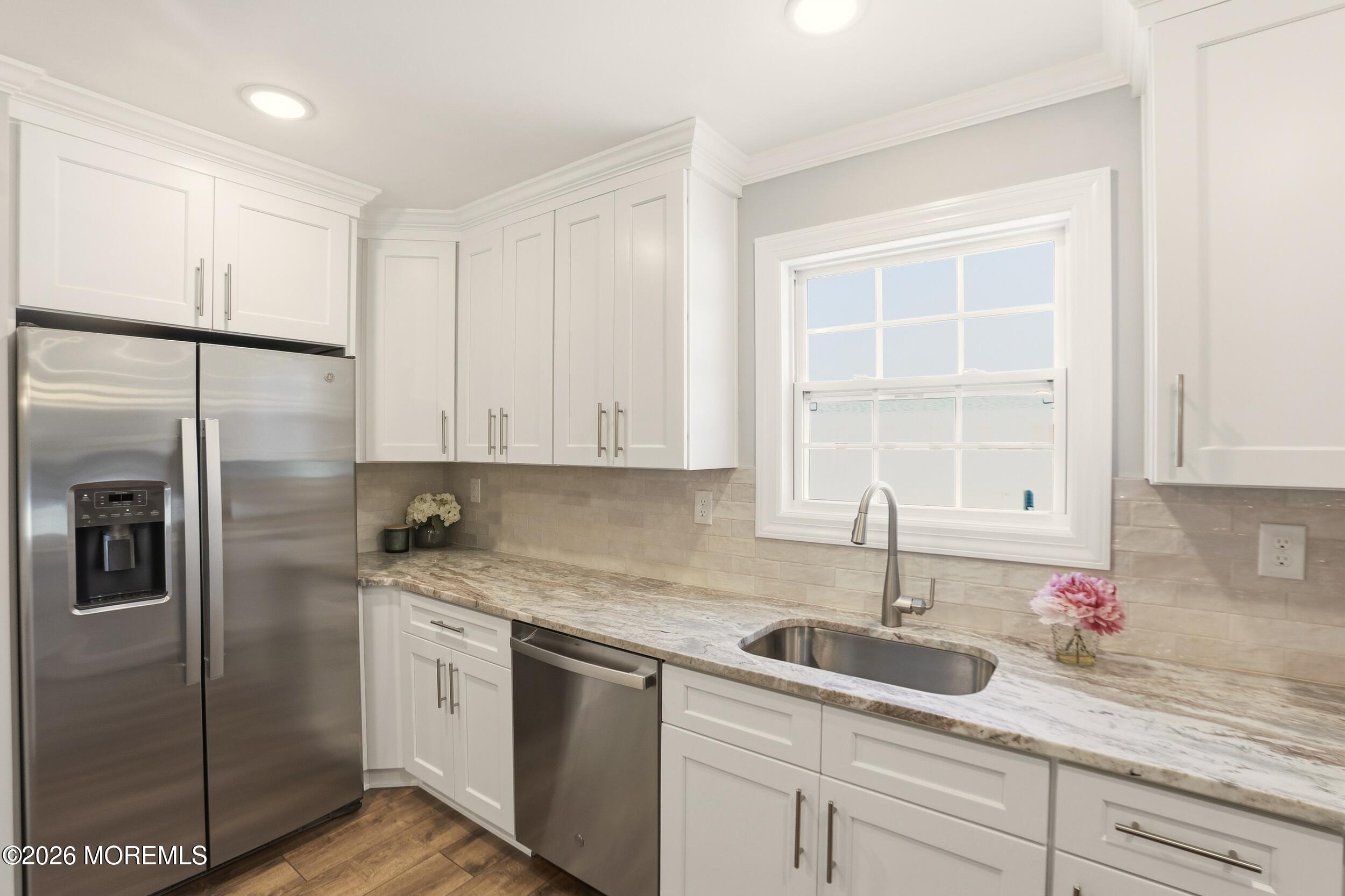 199 Cabrillo Boulevard Image 4