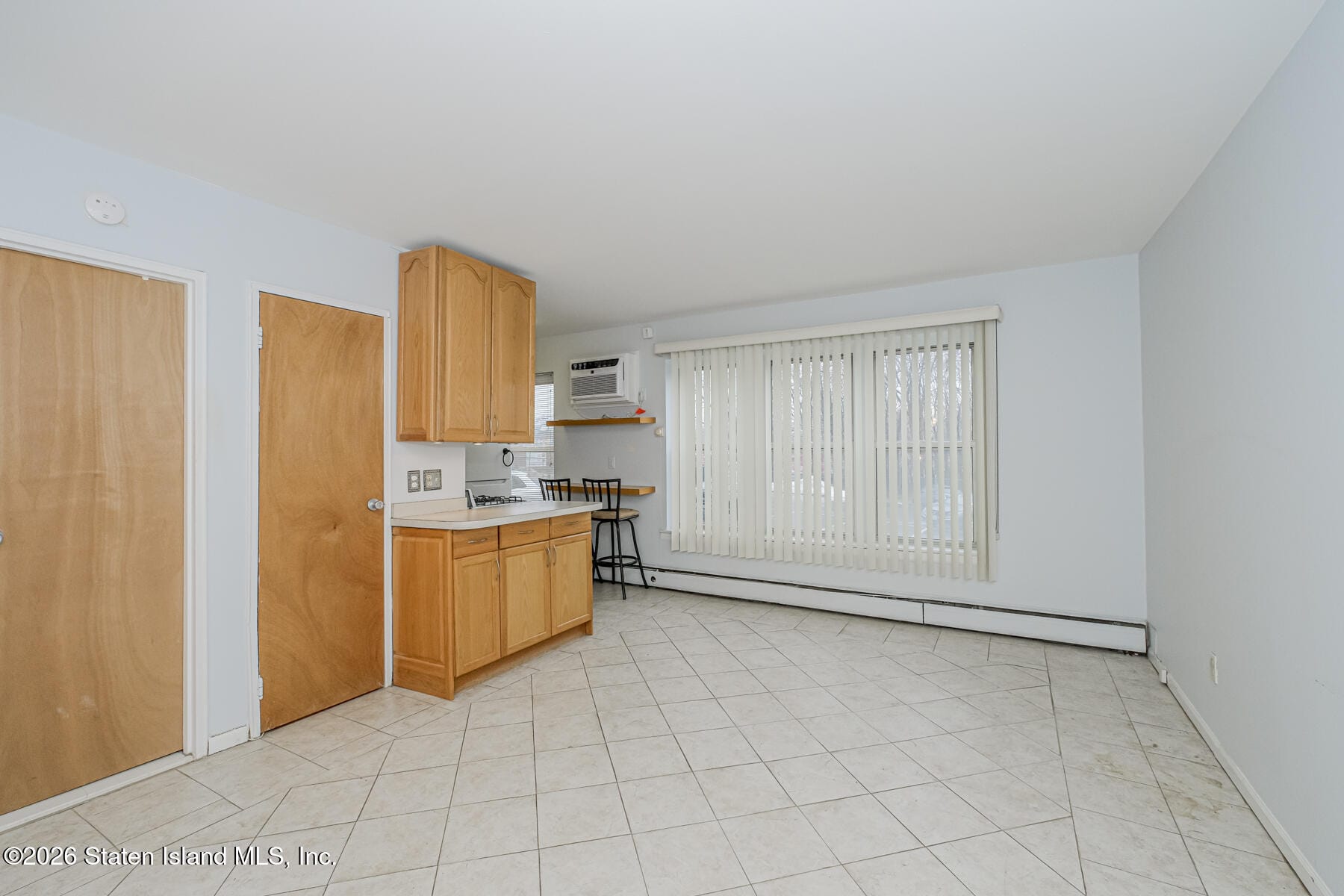 485 Armstrong Avenue E 2 Image 4