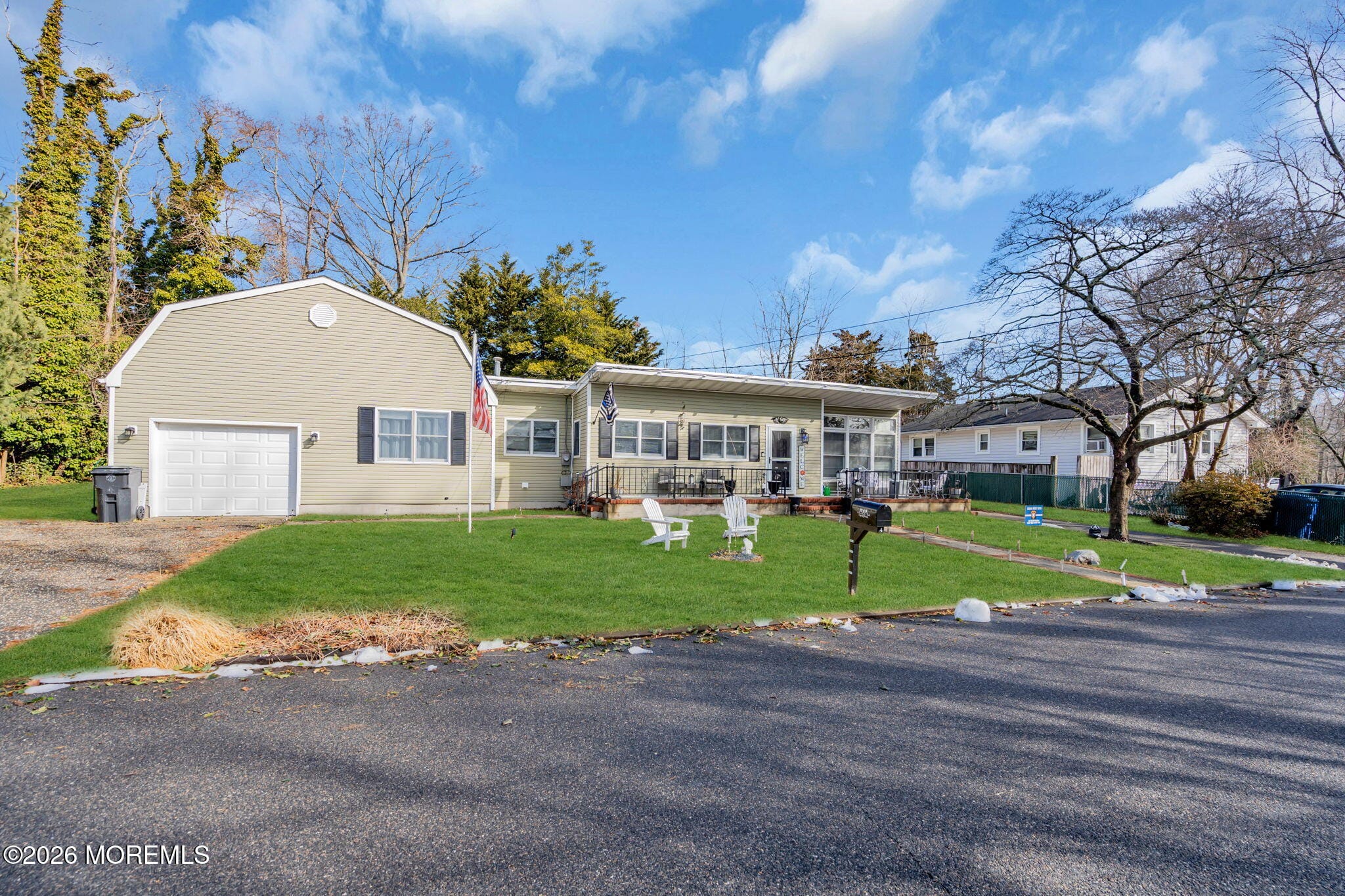 4 Spring Street Image 4