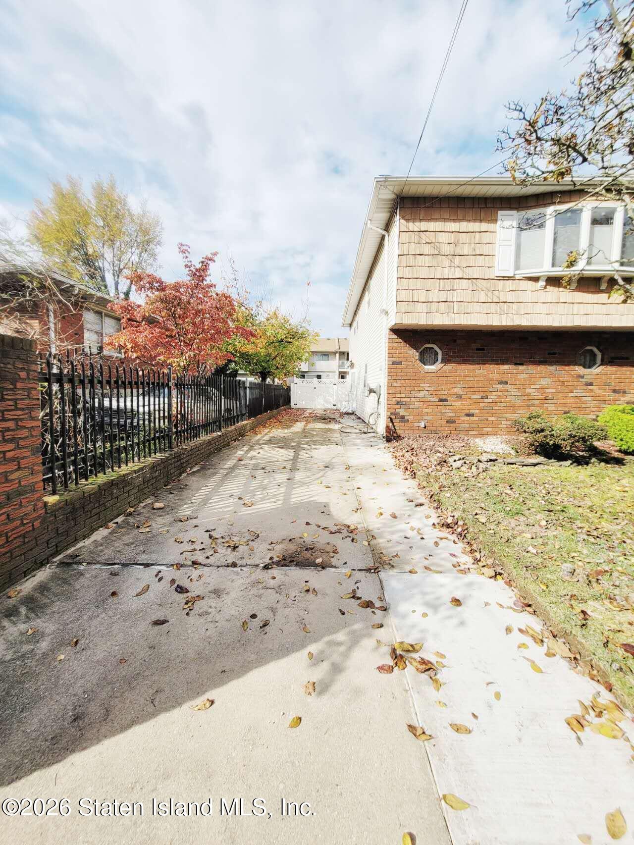 226 Cambridge Avenue Image 3