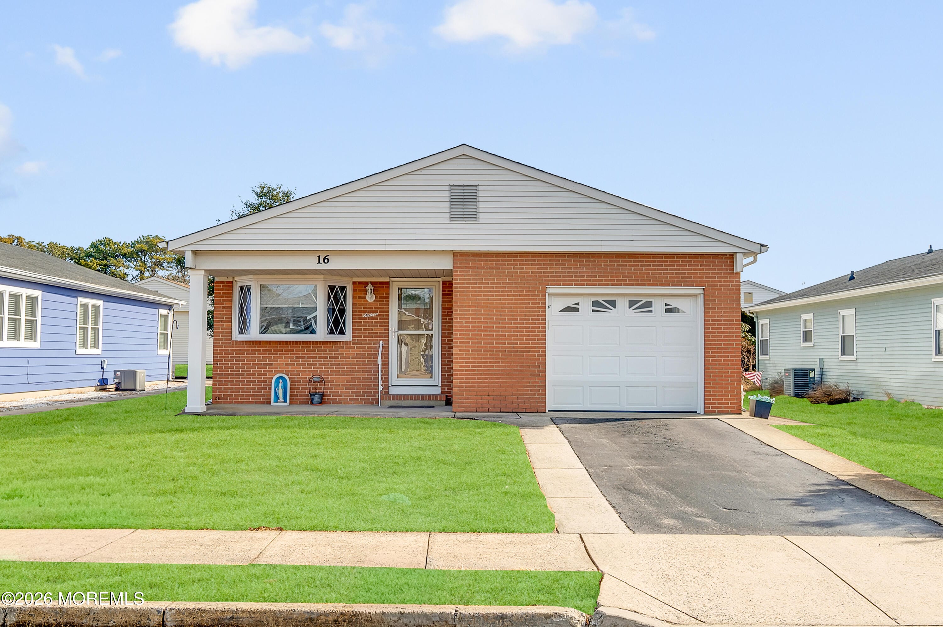 16 Calalou Court, Toms River, NJ, 08757