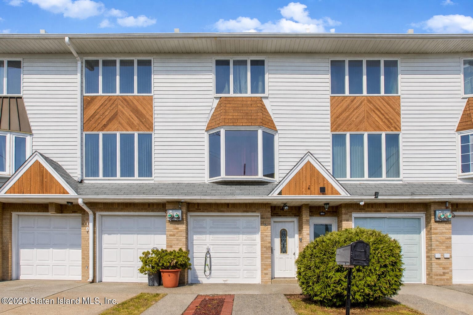 107 Hempstead Avenue, Staten Island, NY, 10306