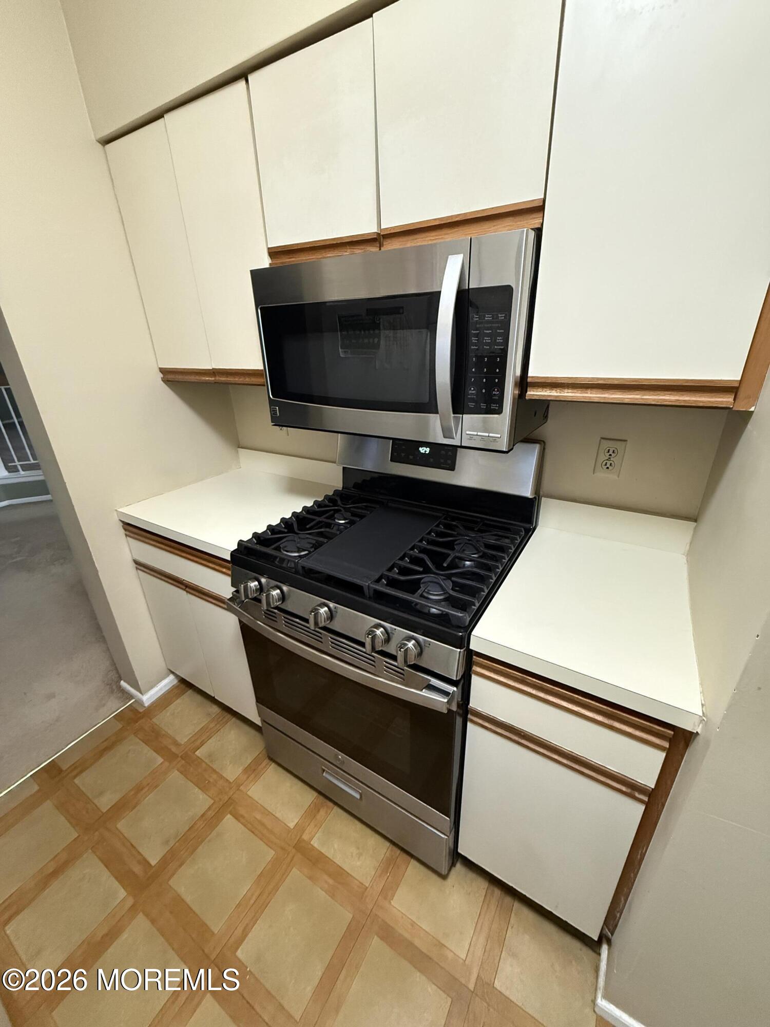 766 Burntwood Trail 734 Image 3