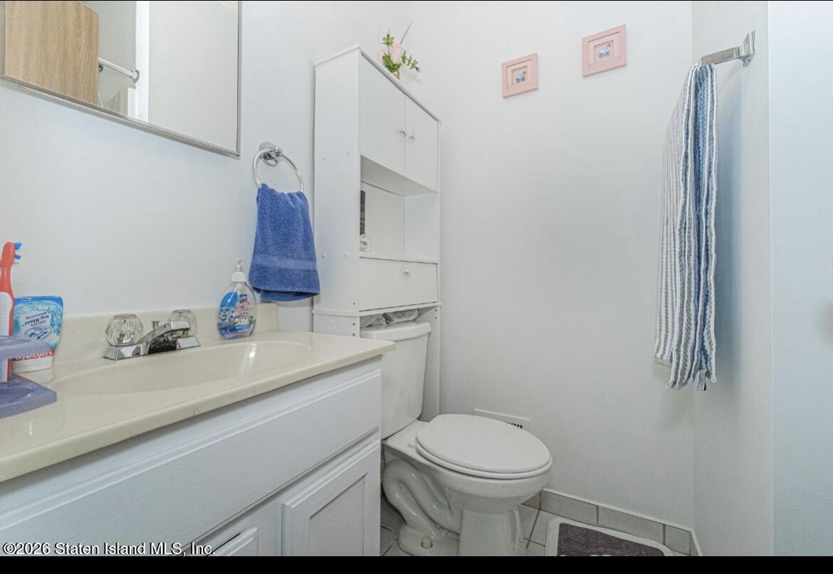 212 Ilyssa Way, Staten Island, NY, 10312 image 16