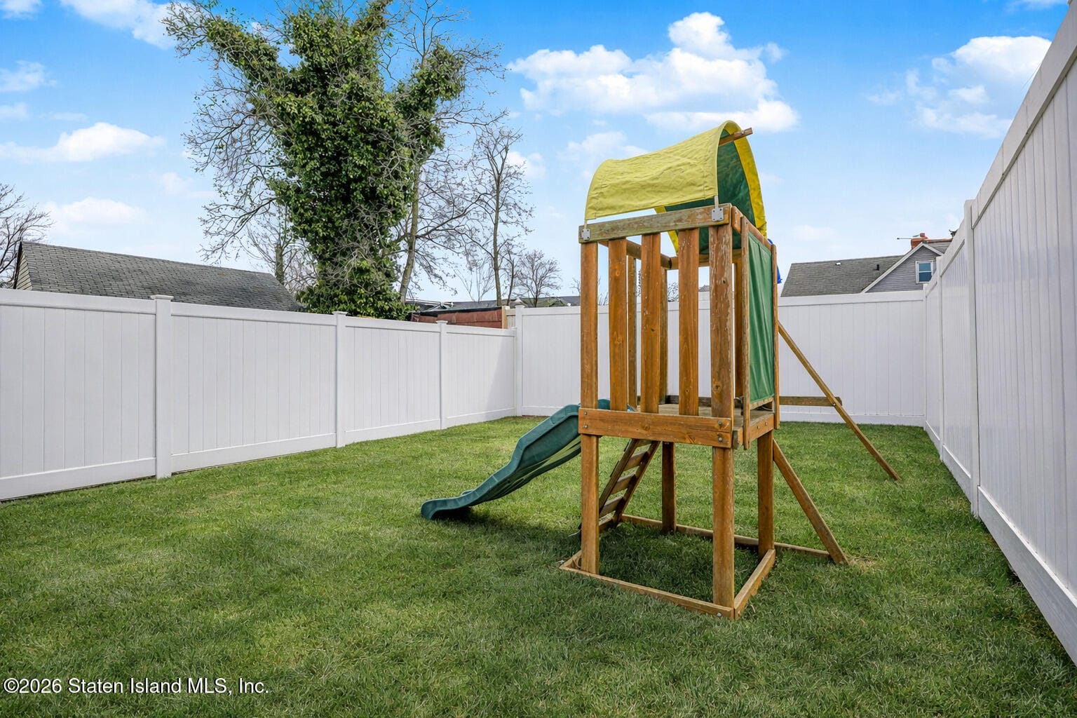 39 Post Lane, Staten Island, NY, 10303 image 13