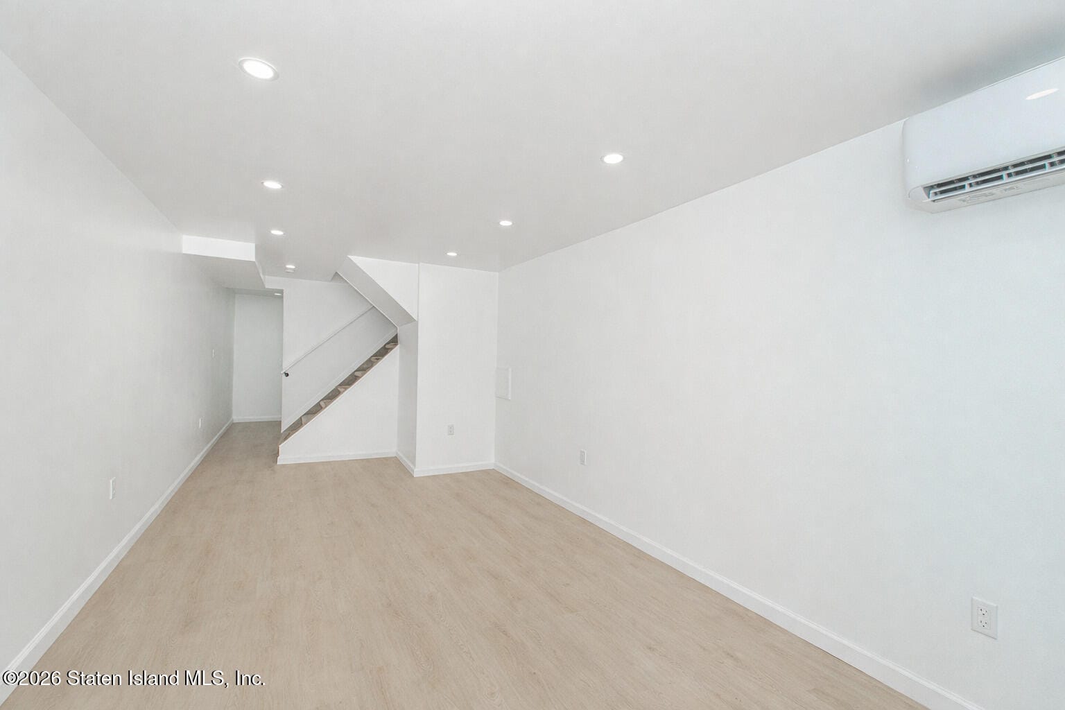 5 White Street, Staten Island, NY, 10305 image 26