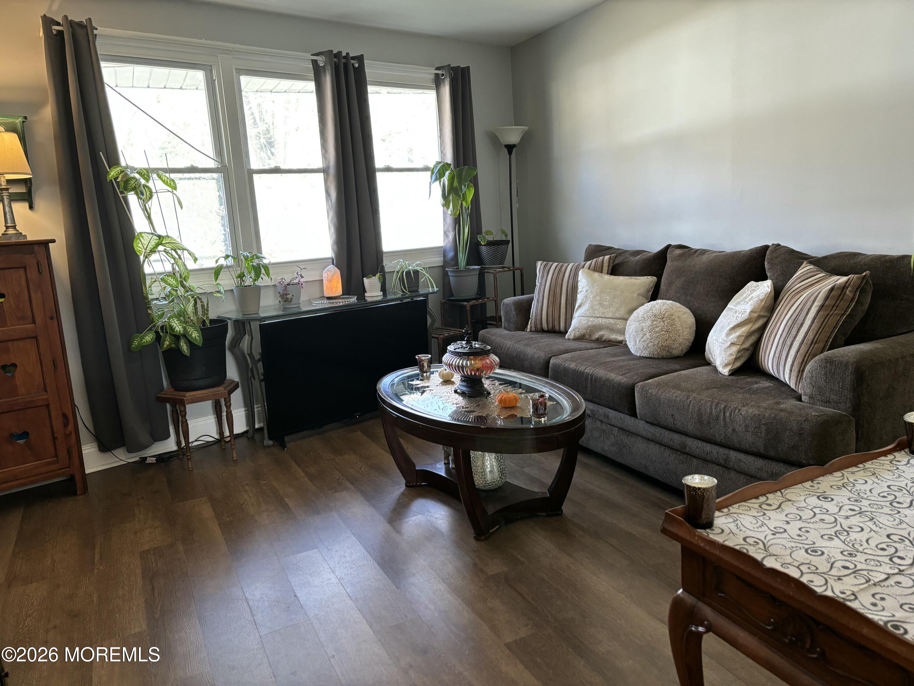 147 Lemmon Avenue Image 4