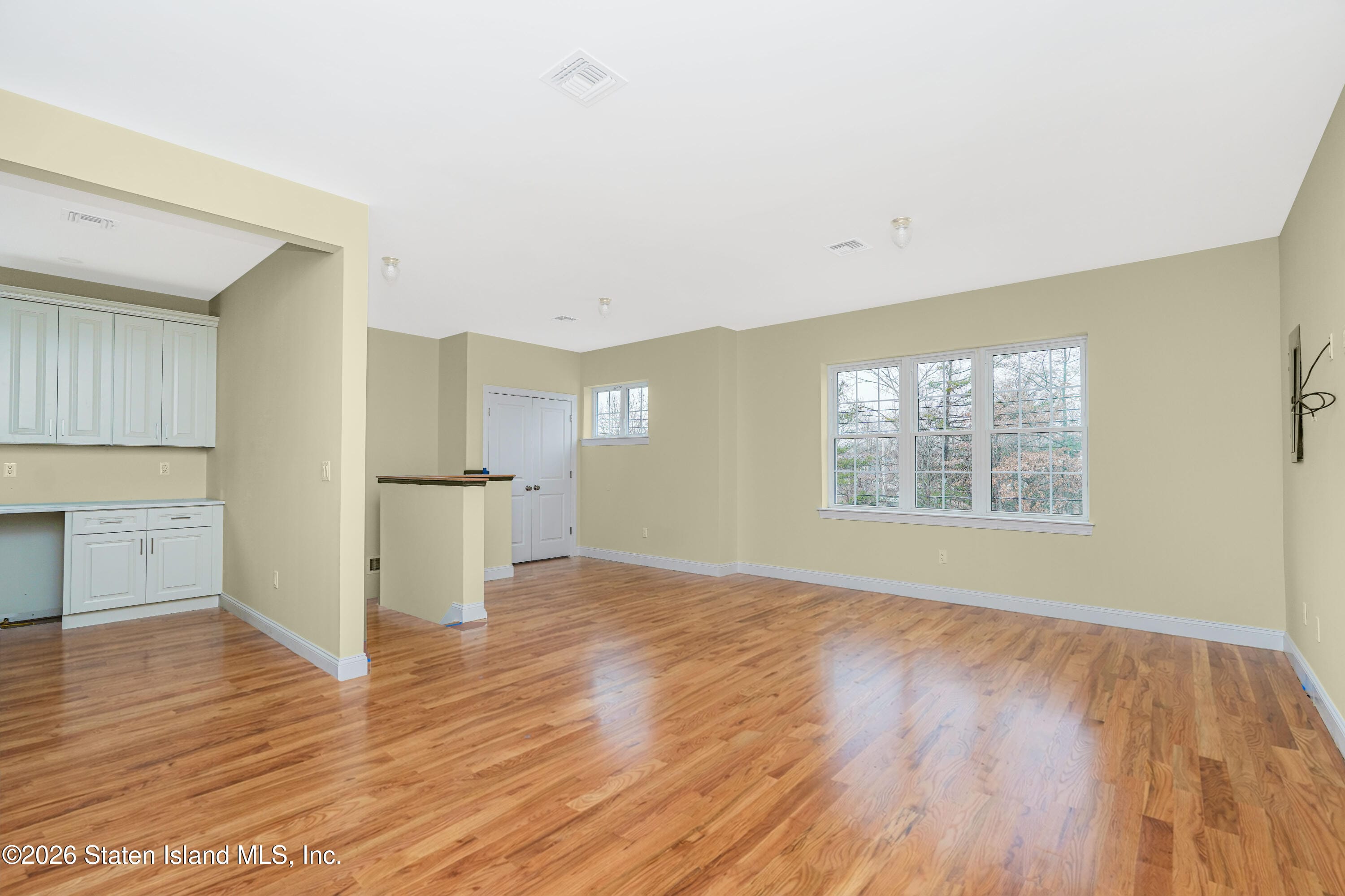 556 Drumgoole Road, Staten Island, NY, 10312 image 24