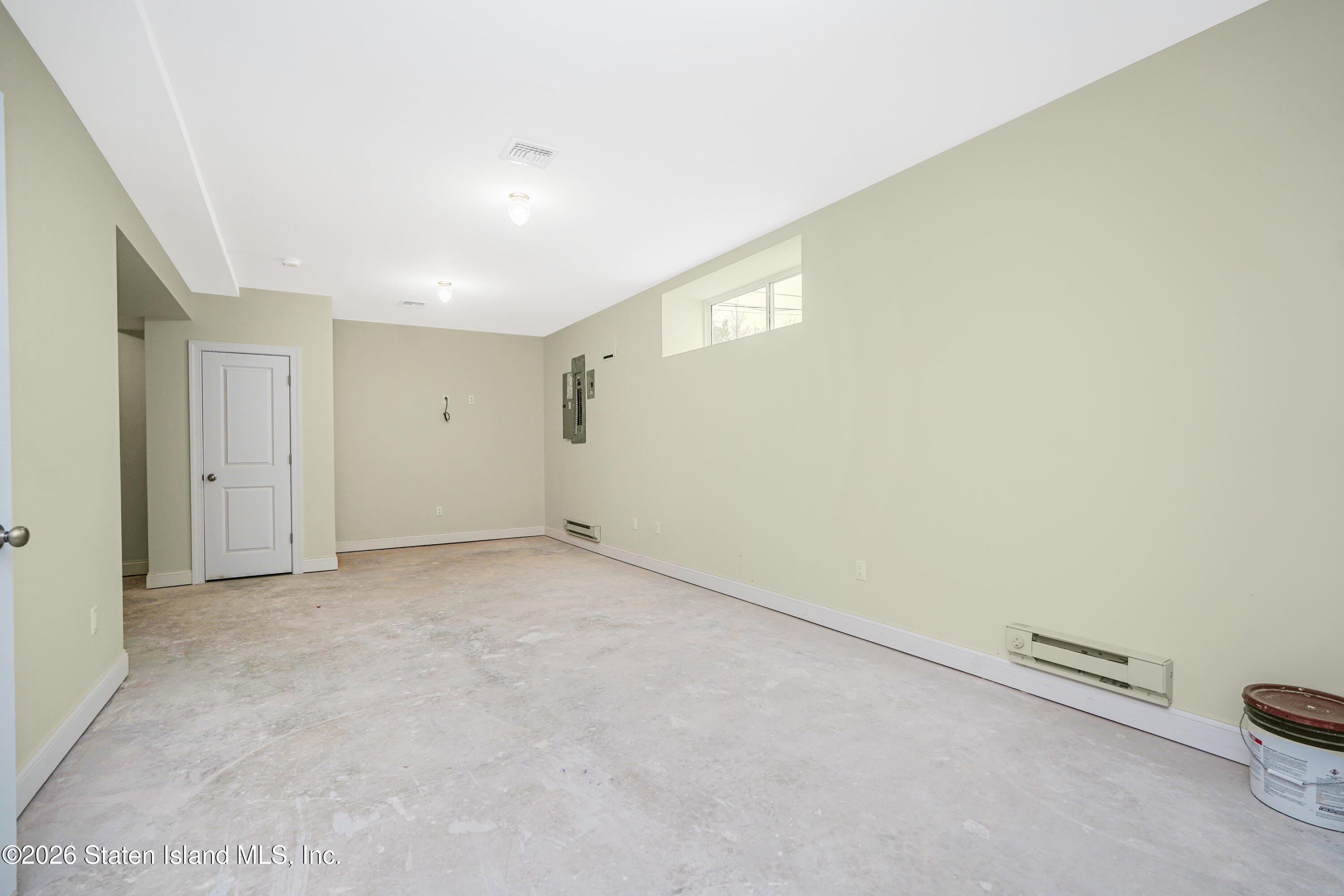 556 Drumgoole Road, Staten Island, NY, 10312 image 28