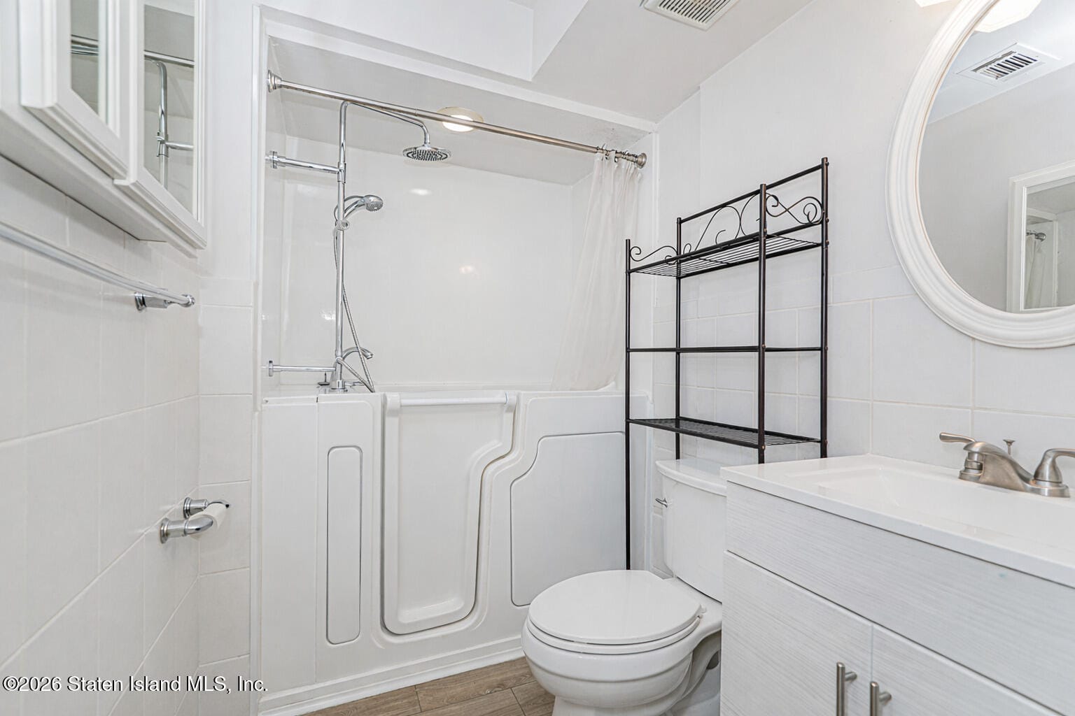 470 Beach Road, Staten Island, NY, 10312 image 10