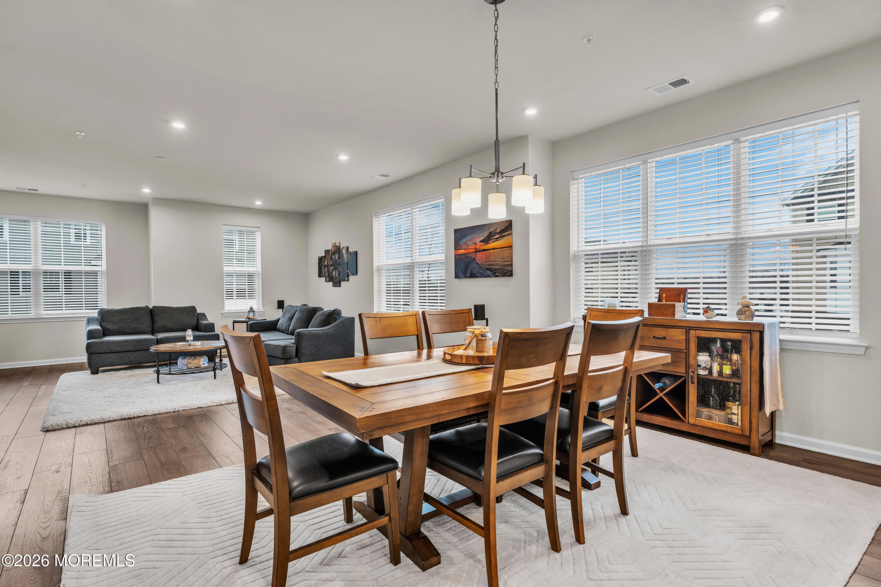 901 Arose Lane Image 3