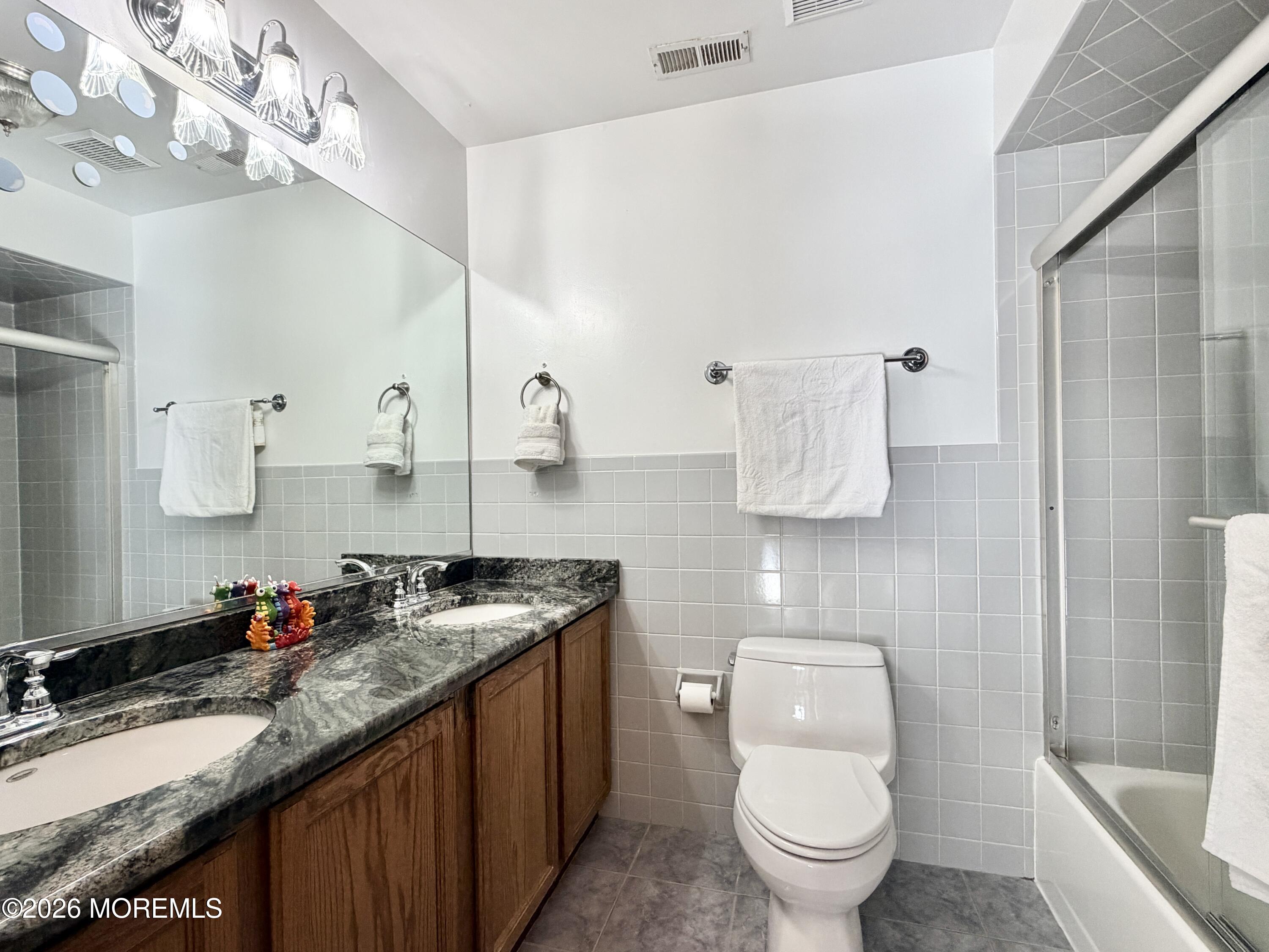 4 Roxbury Lane, Manalapan, NJ, 07726 image 32