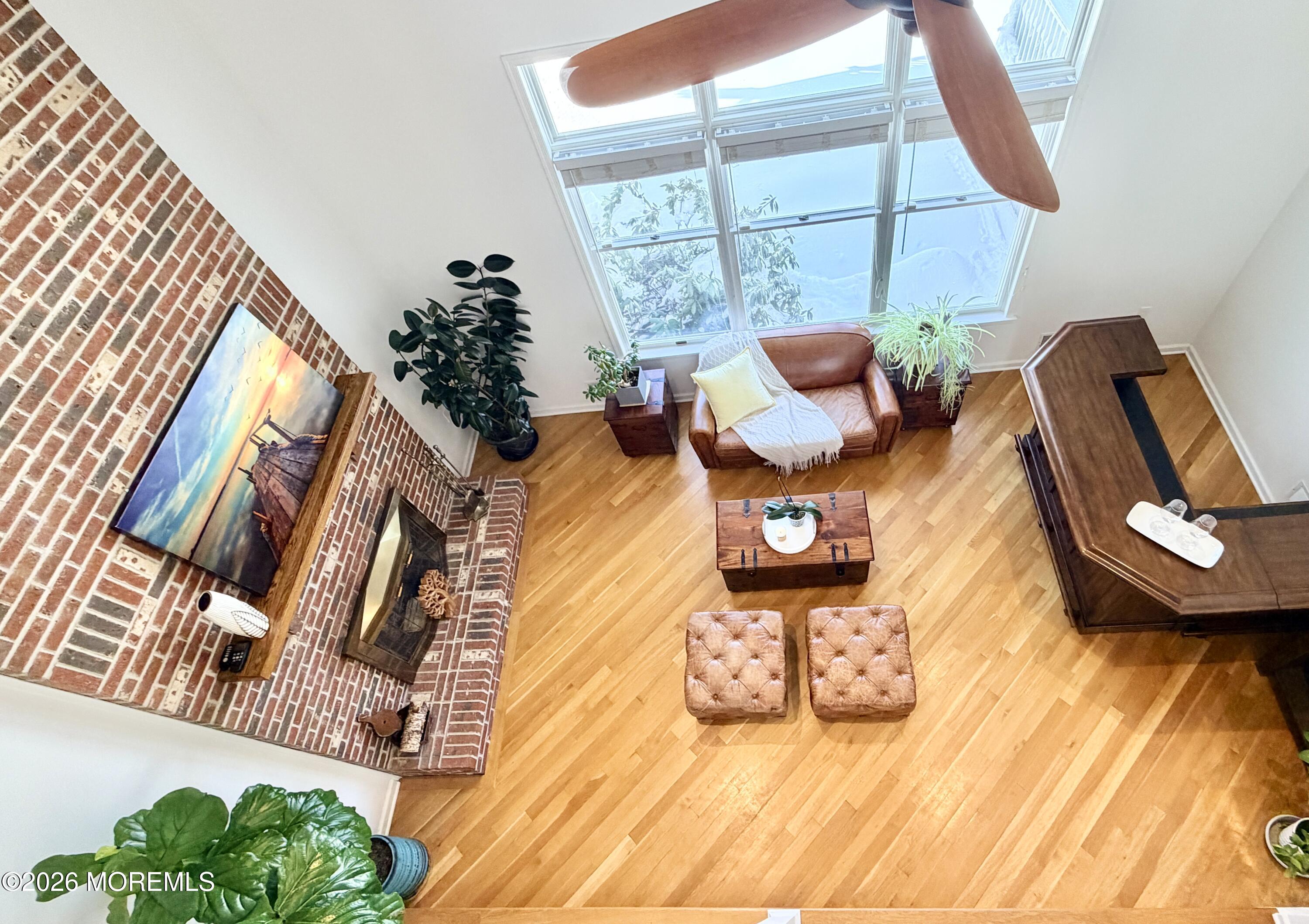 4 Roxbury Lane Image 4